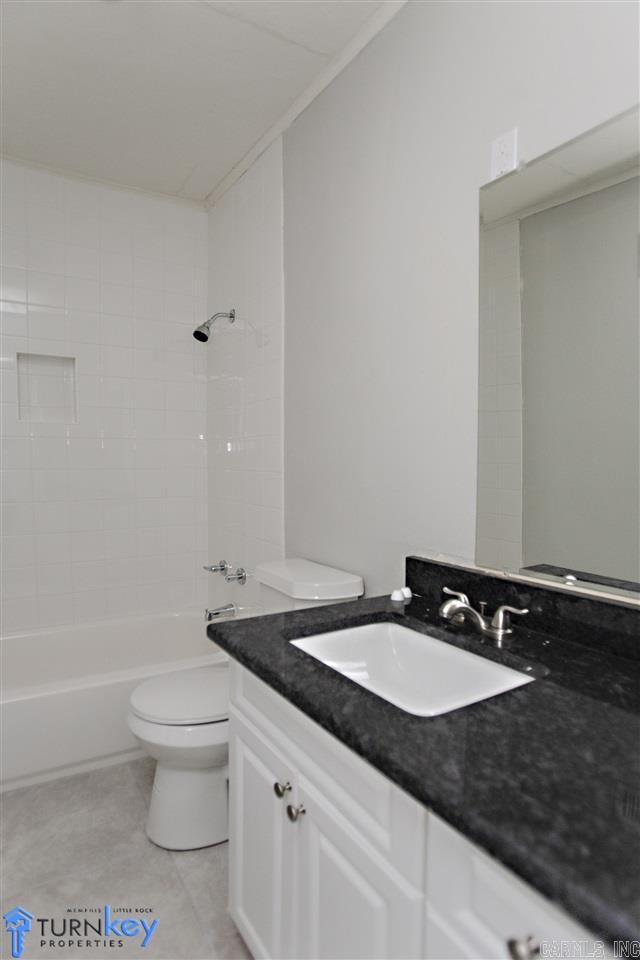 OAK FOREST - Residential Lease