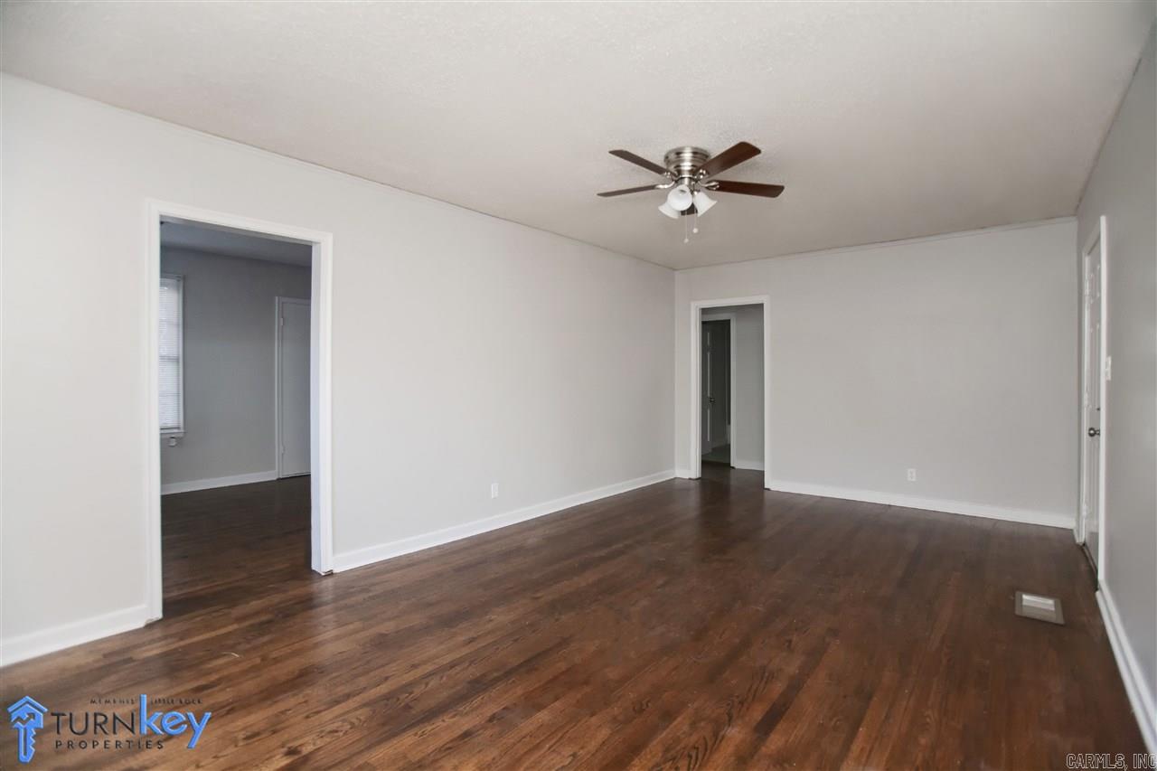 OAK FOREST - Residential Lease