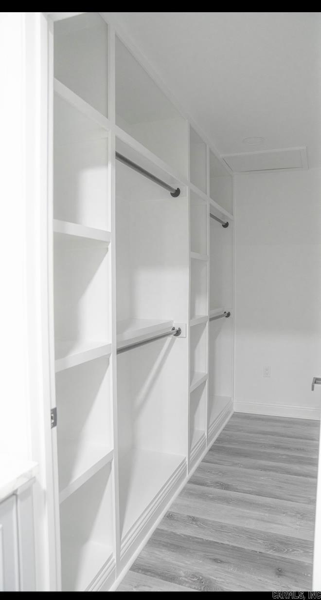 HOLLYWOOD HEIGHTS - Residential