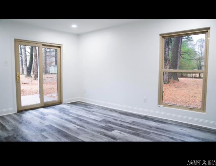 HOLLYWOOD HEIGHTS - Residential