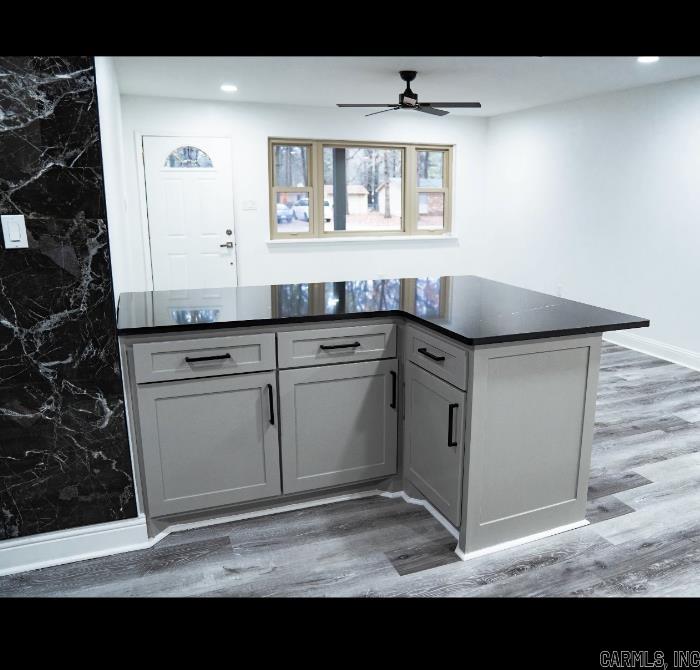 HOLLYWOOD HEIGHTS - Residential