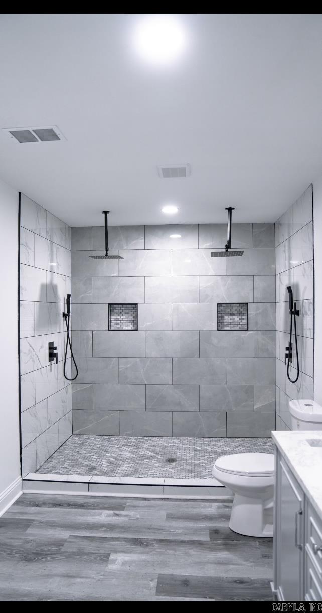 HOLLYWOOD HEIGHTS - Residential