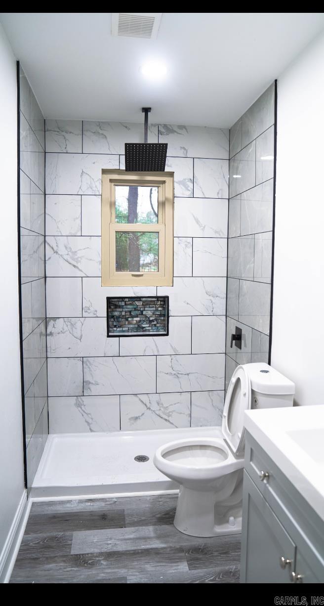 HOLLYWOOD HEIGHTS - Residential