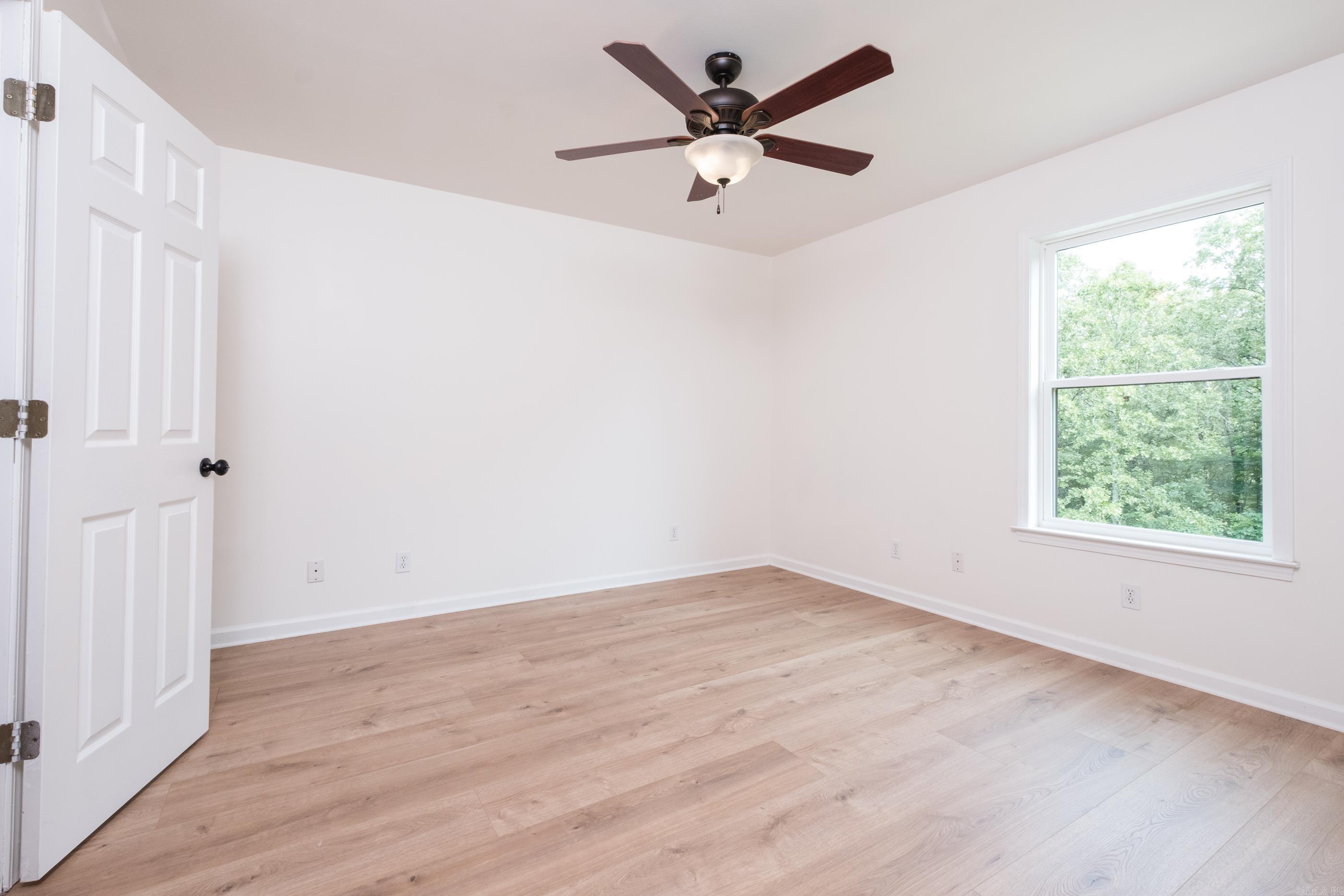 PINE VALLEY EST - Residential