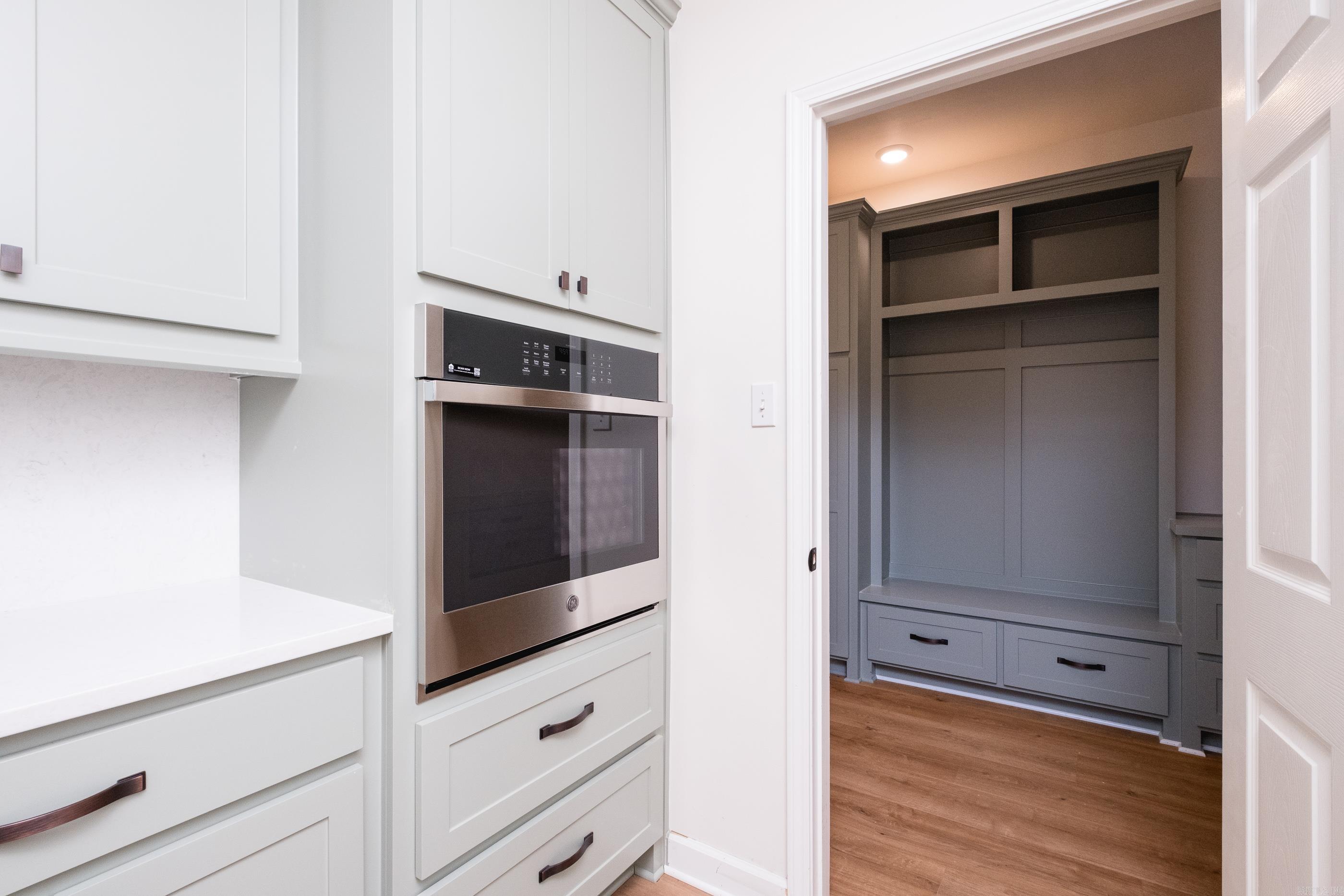 PINE VALLEY EST - Residential