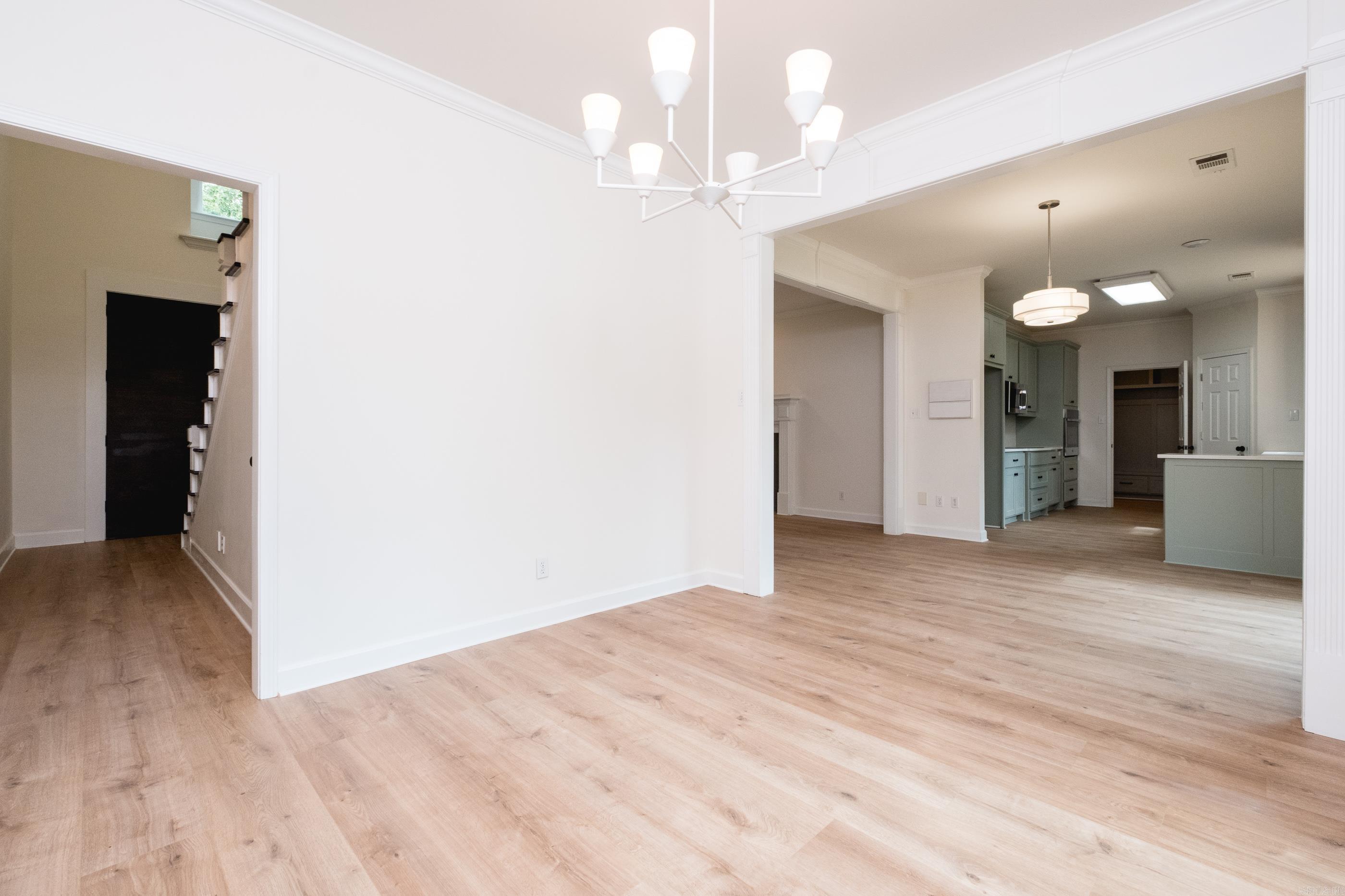 PINE VALLEY EST - Residential