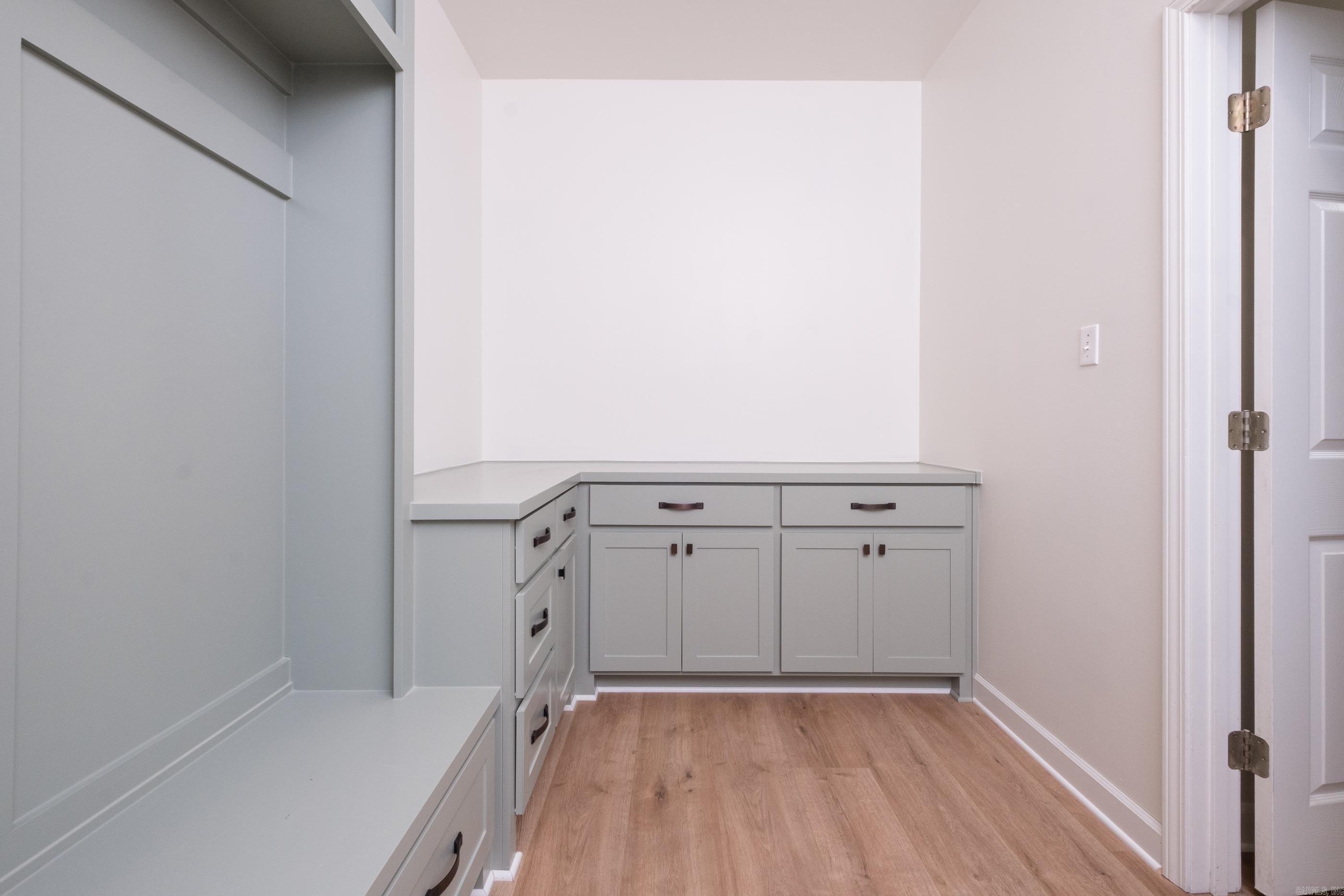 PINE VALLEY EST - Residential