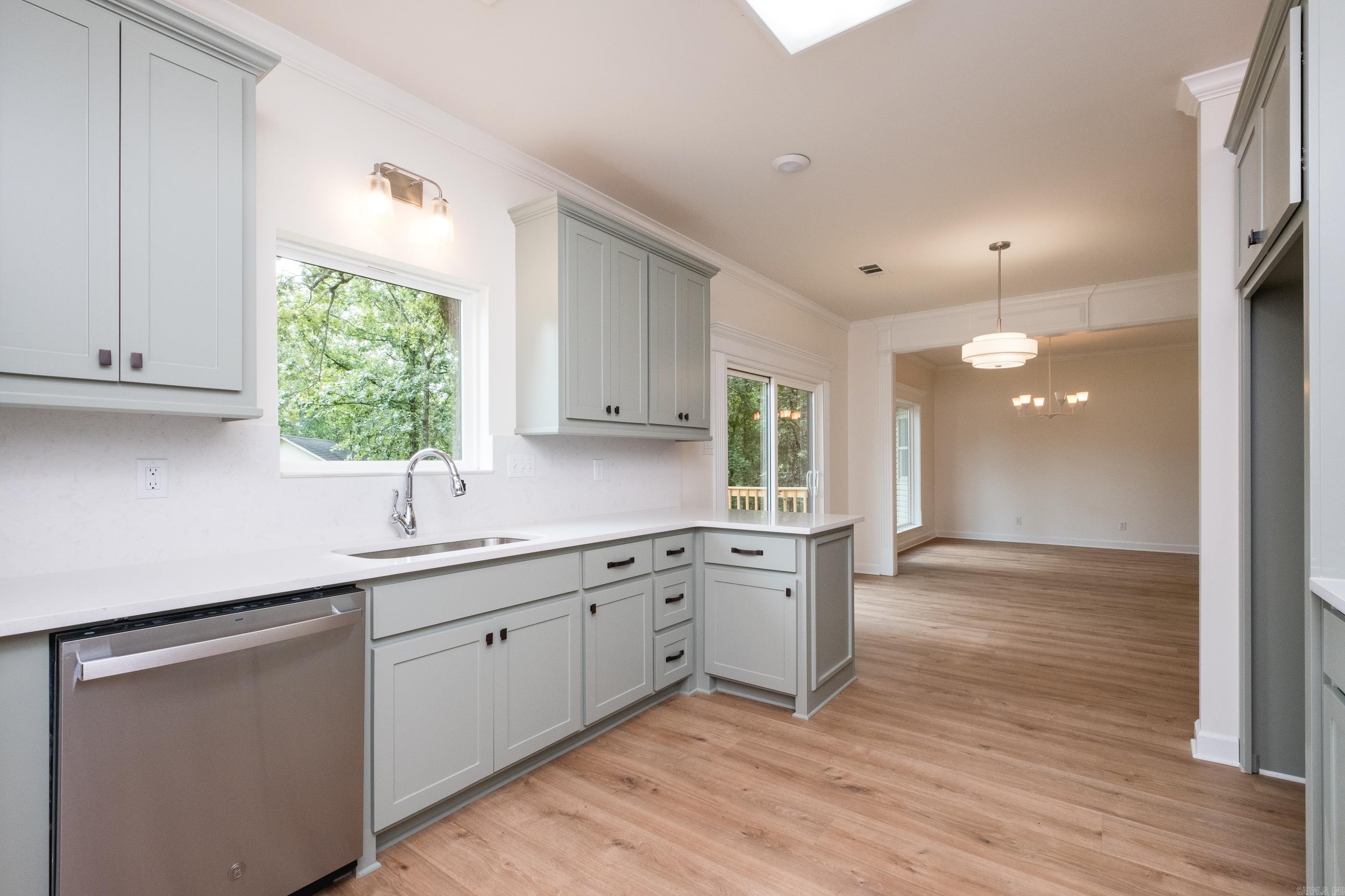 PINE VALLEY EST - Residential