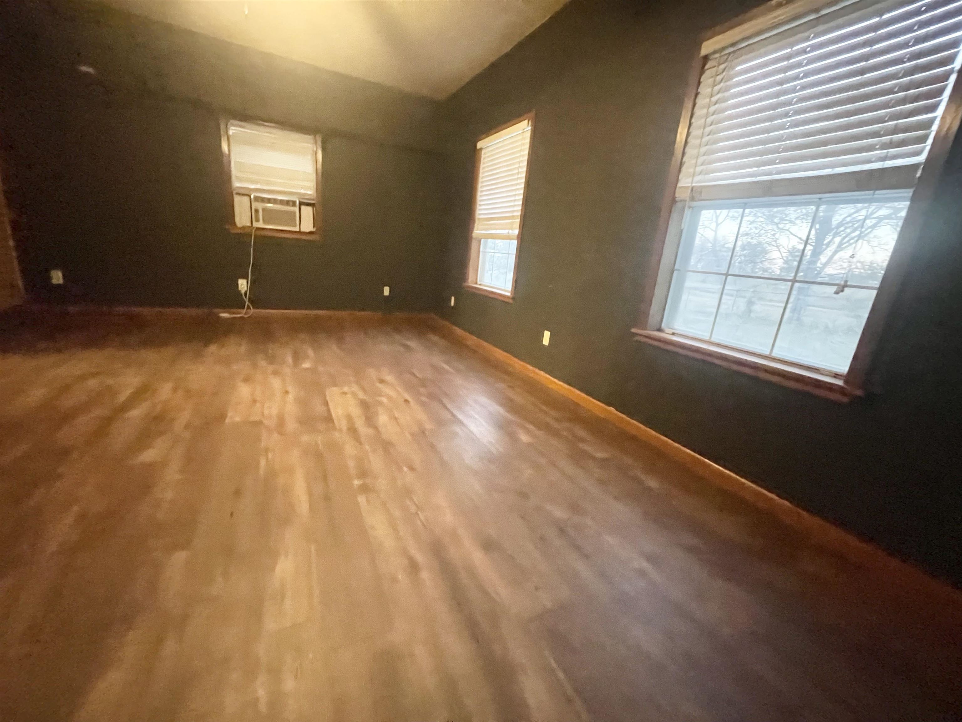 DICKSON - Residential