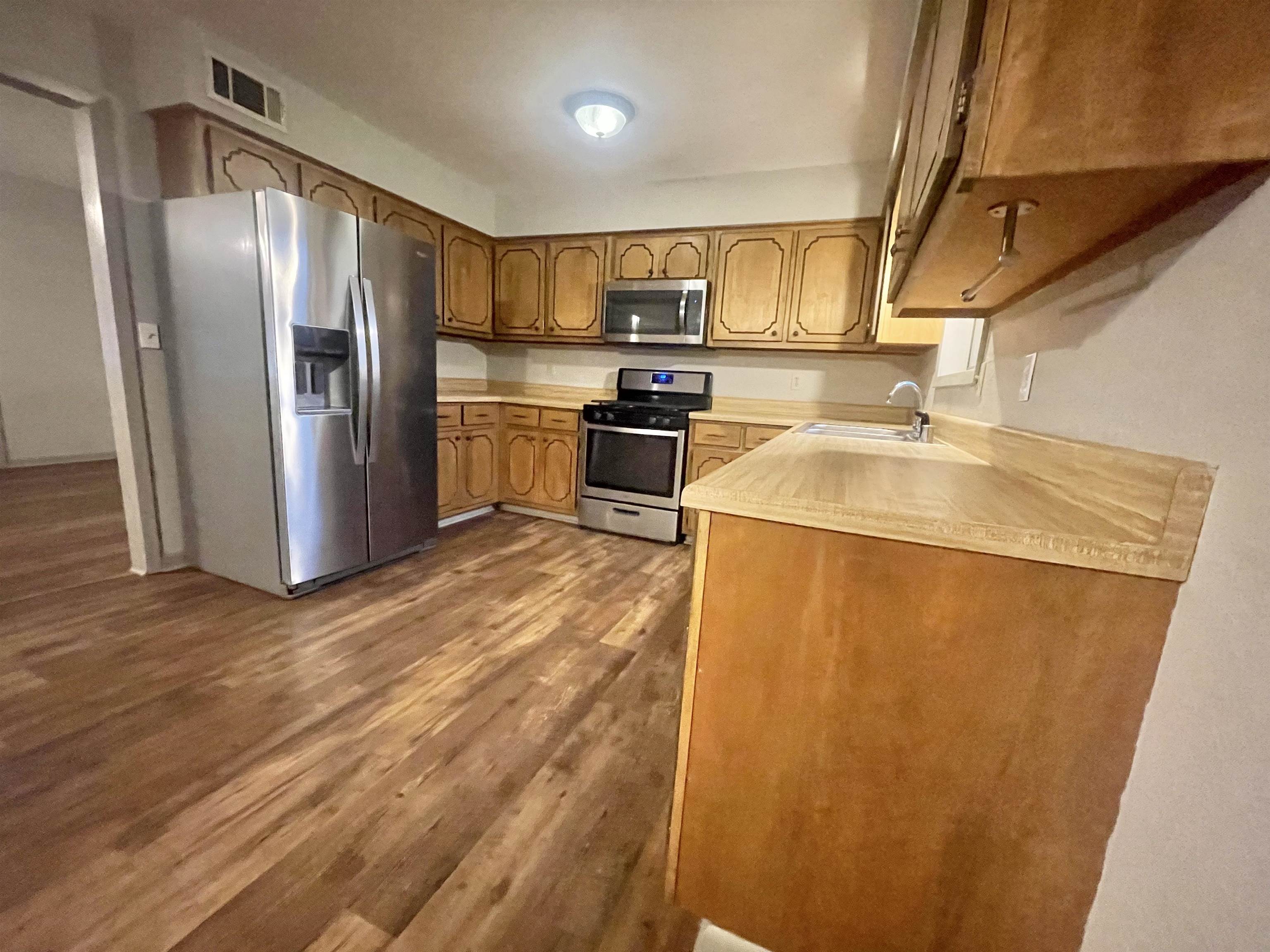 DICKSON - Residential