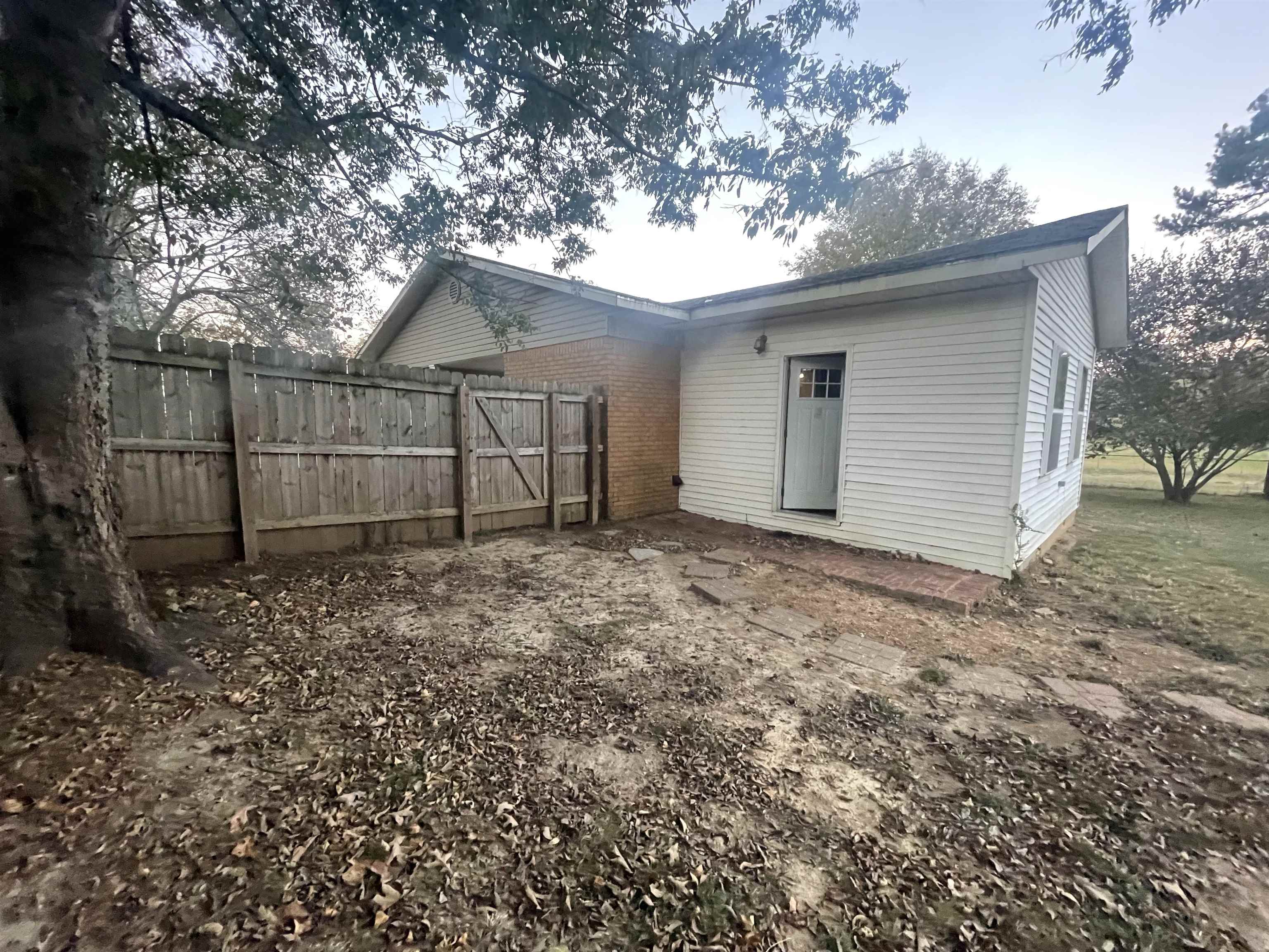 DICKSON - Residential