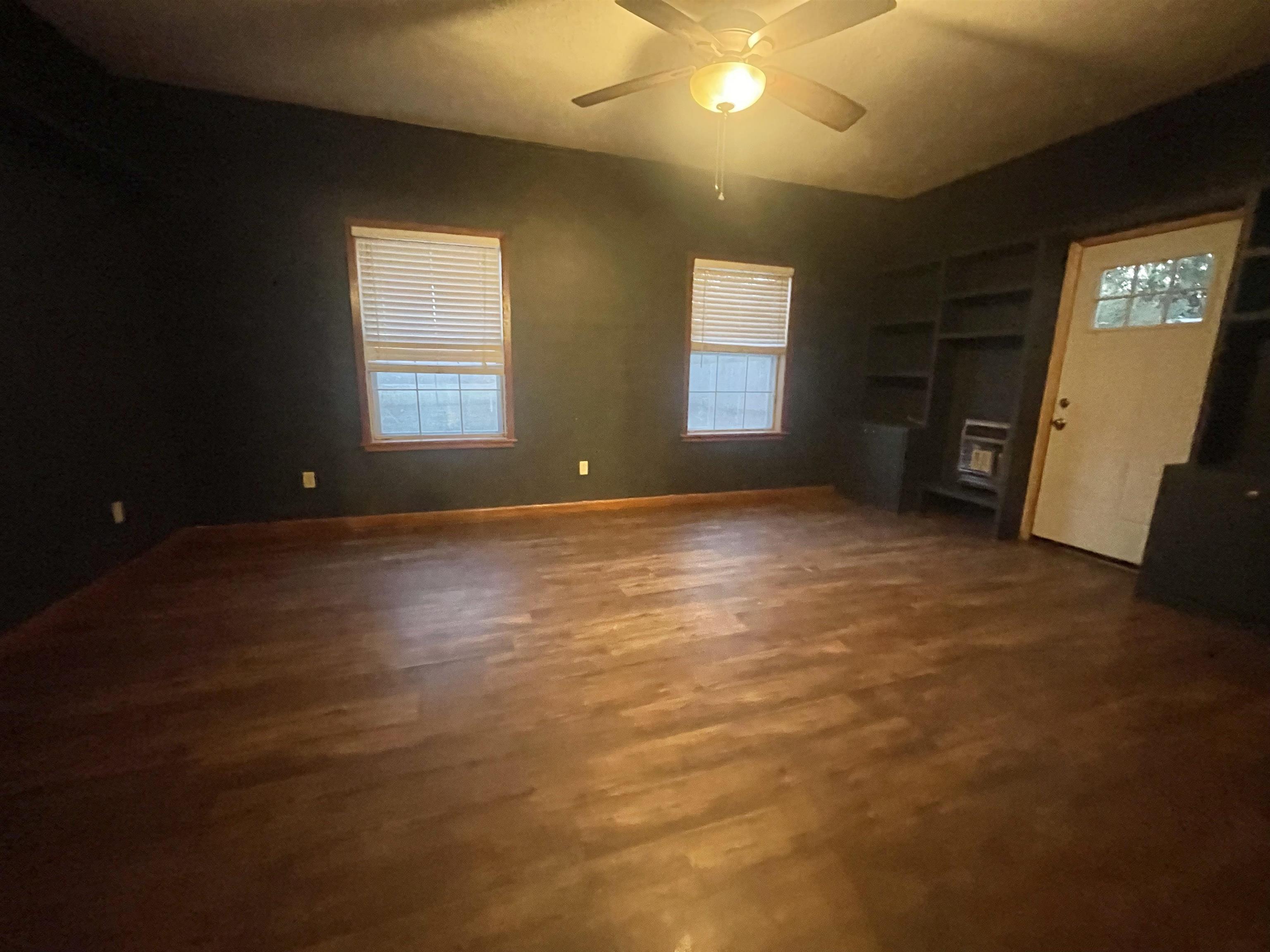 DICKSON - Residential