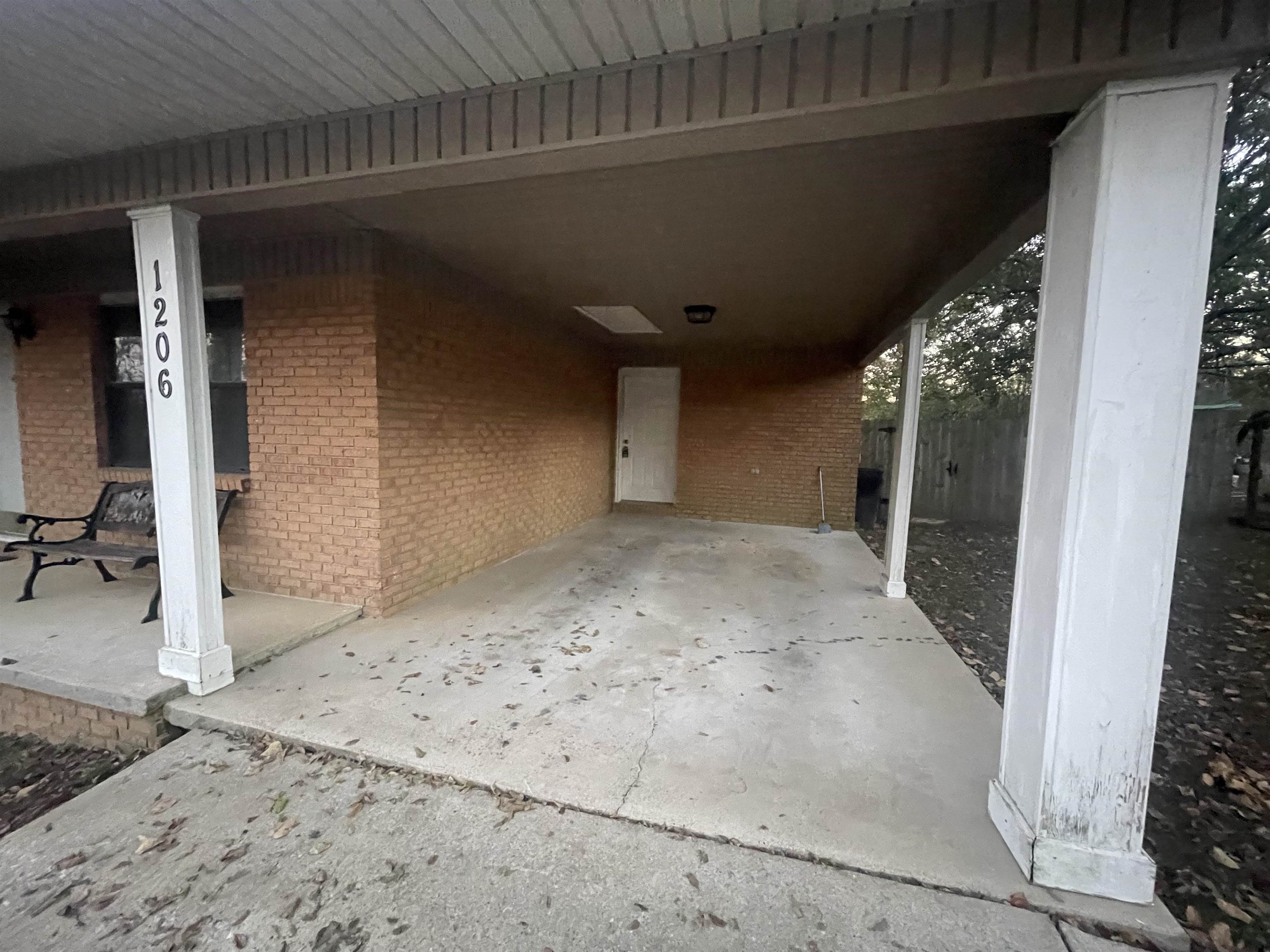 DICKSON - Residential