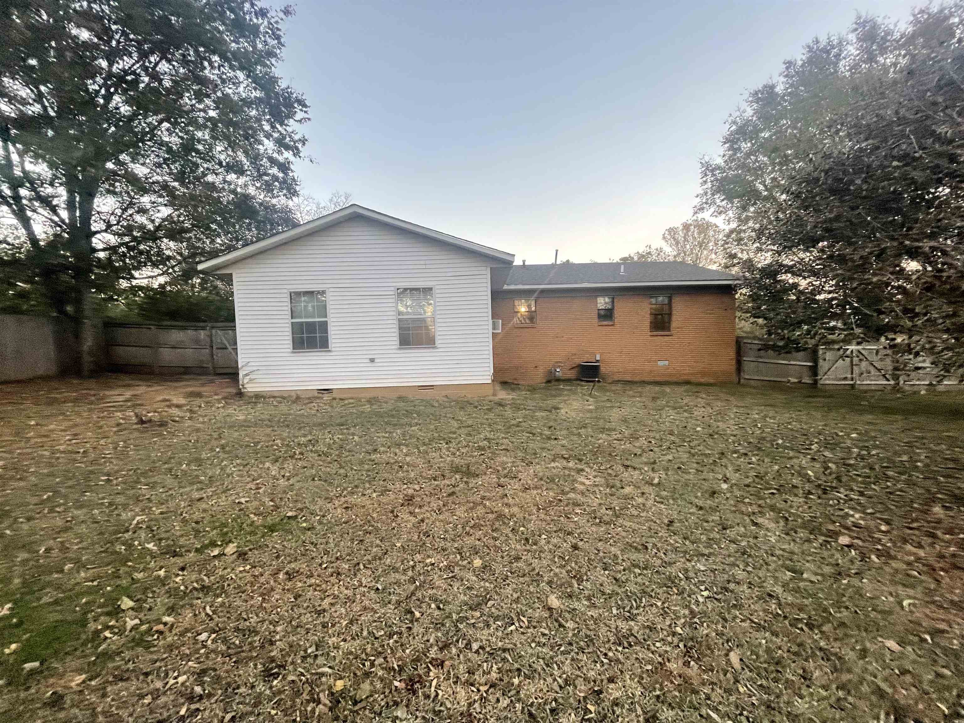 DICKSON - Residential