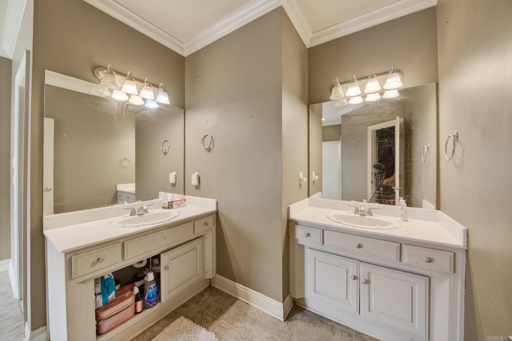 GREYSTONE - Residential