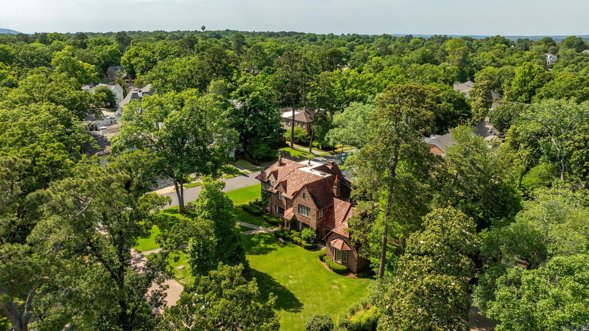 EDGEHILL - Residential