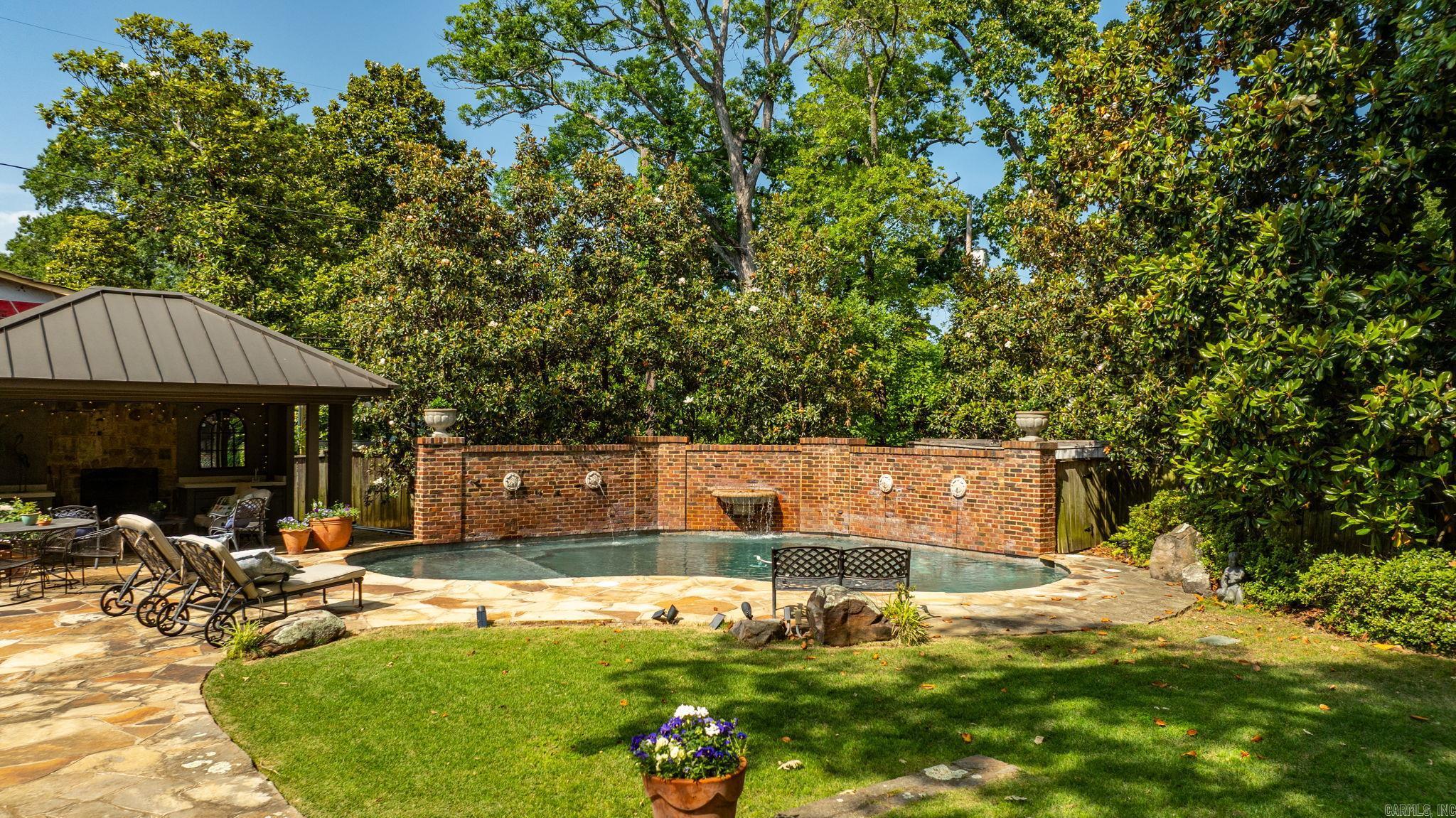 EDGEHILL - Residential