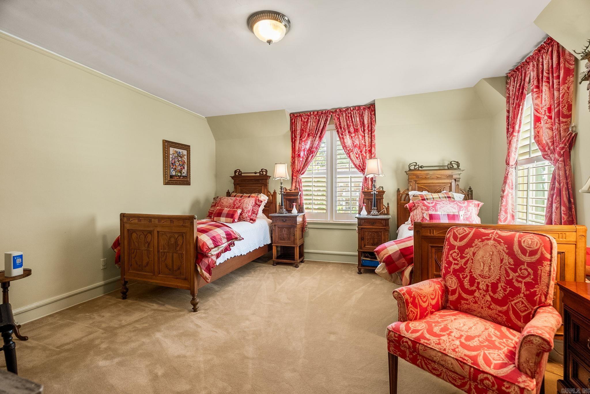 EDGEHILL - Residential