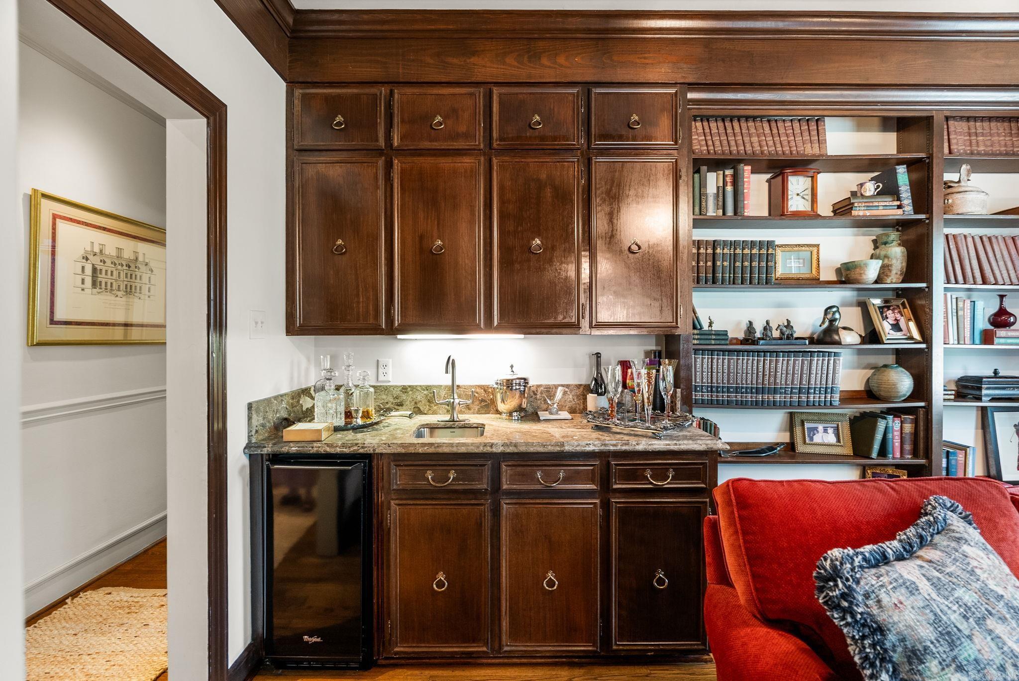EDGEHILL - Residential