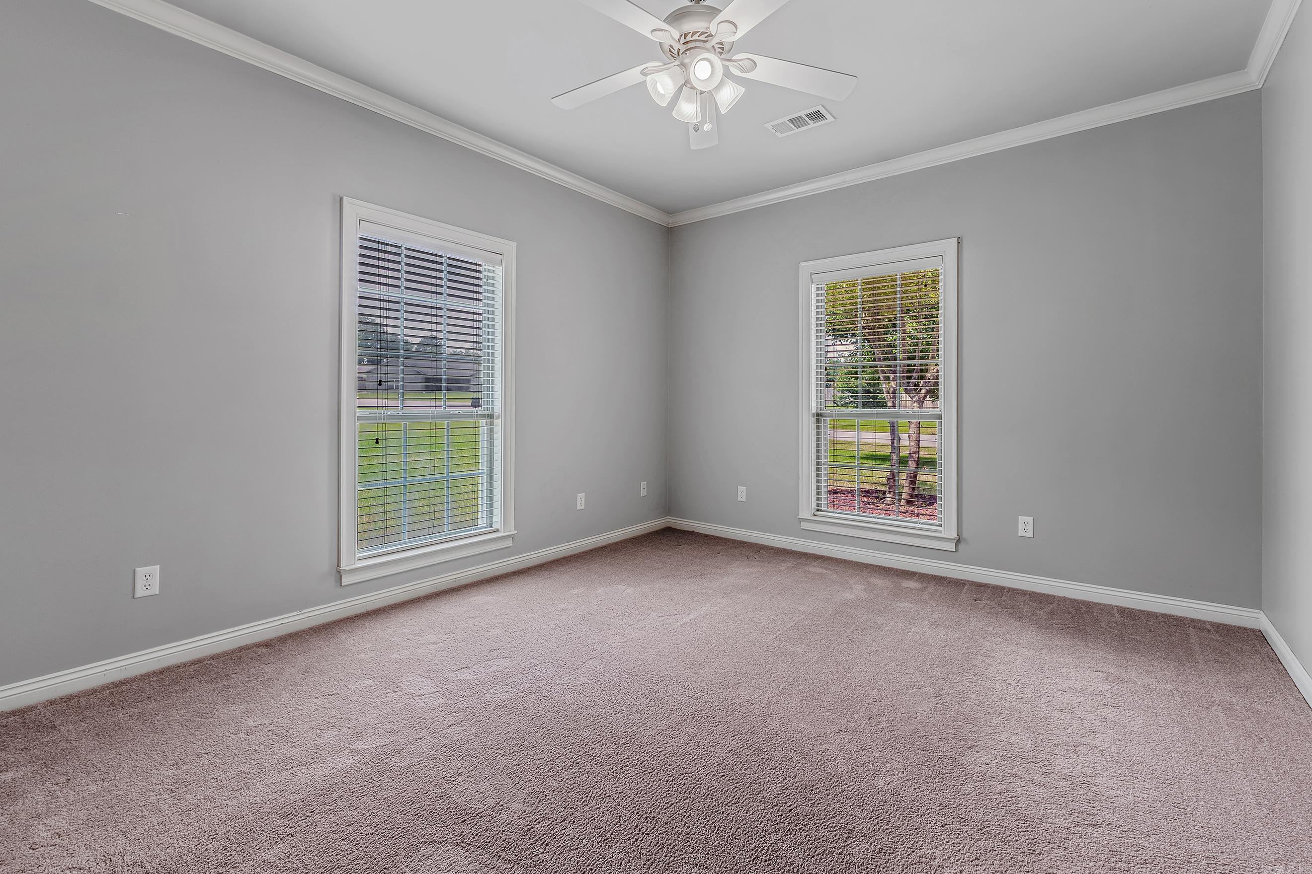 ROYAL OAKS - Residential