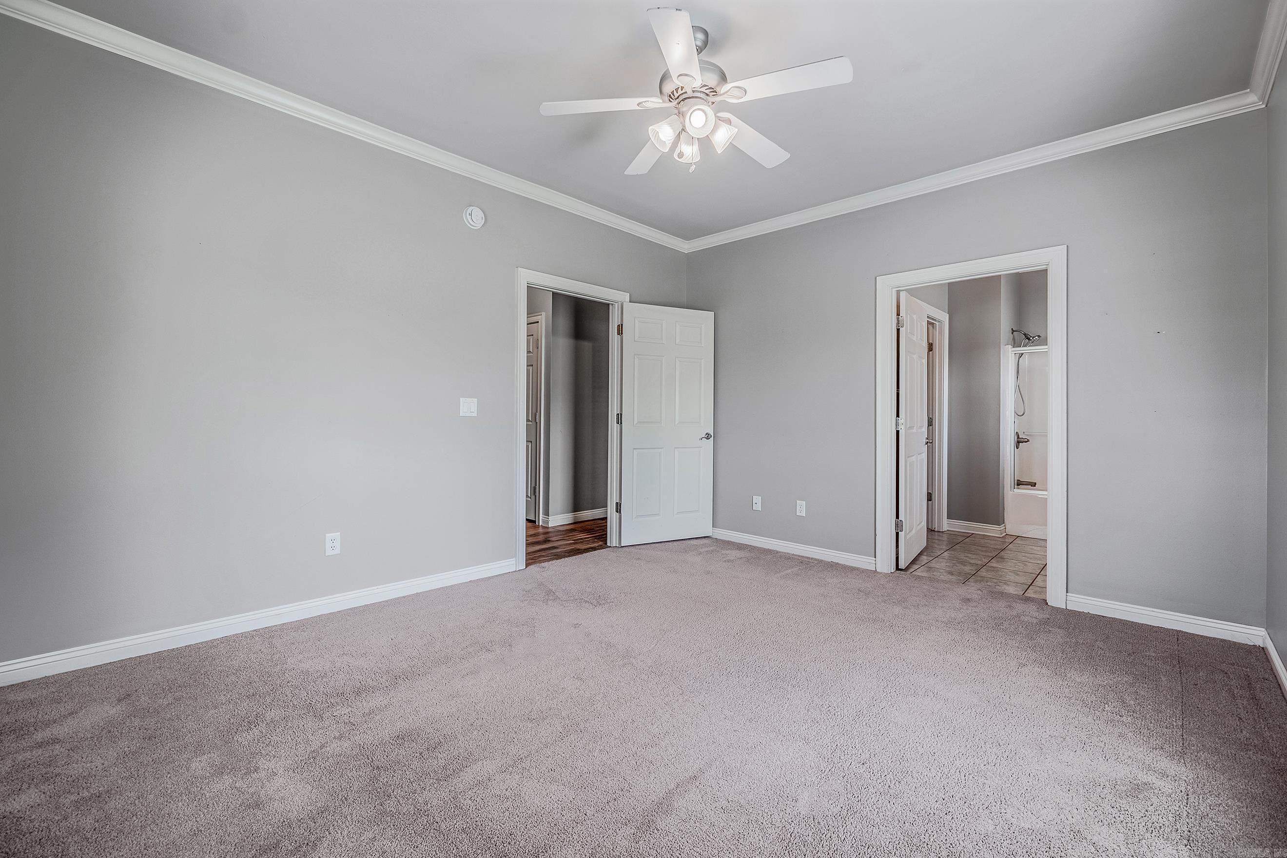 ROYAL OAKS - Residential