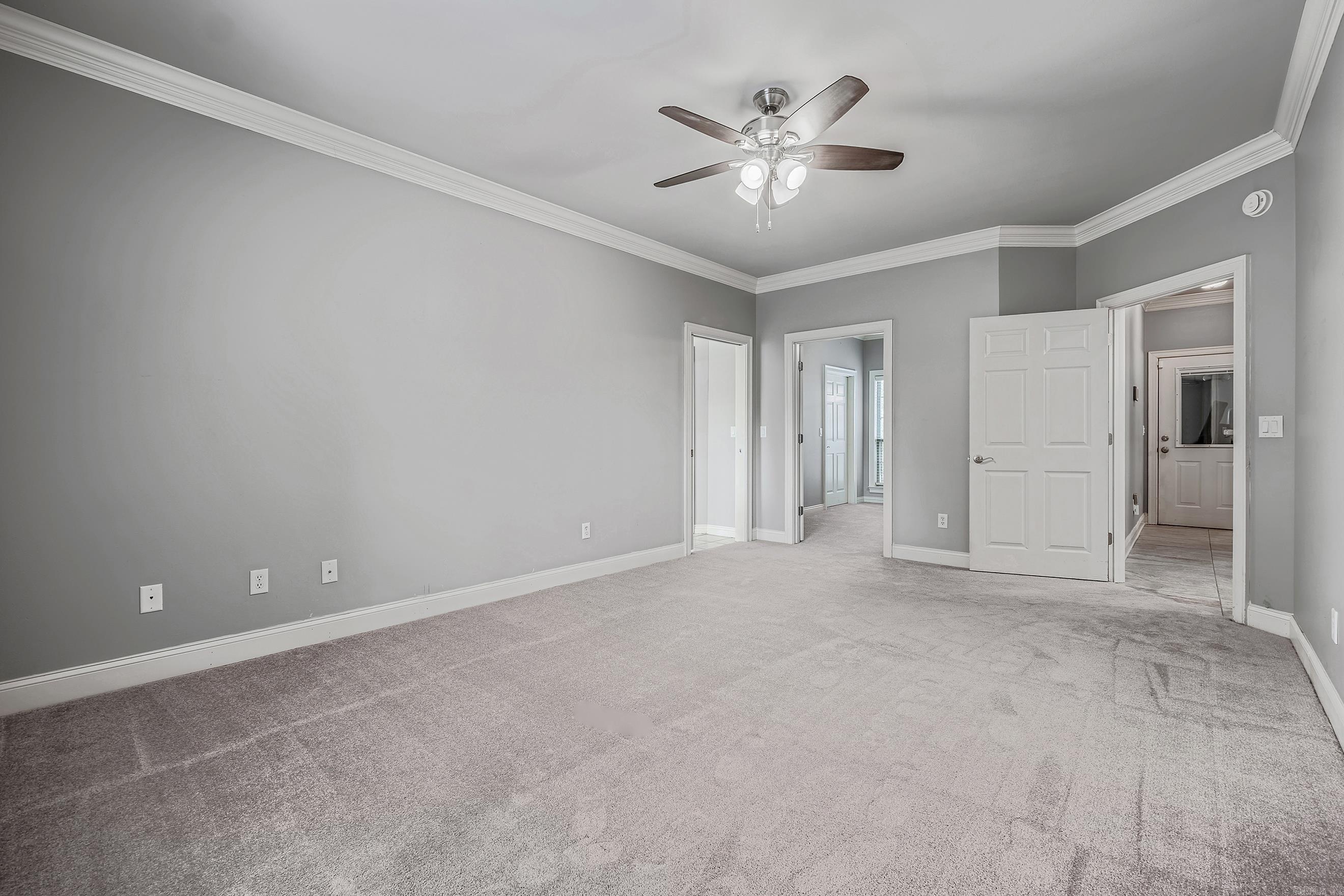 ROYAL OAKS - Residential