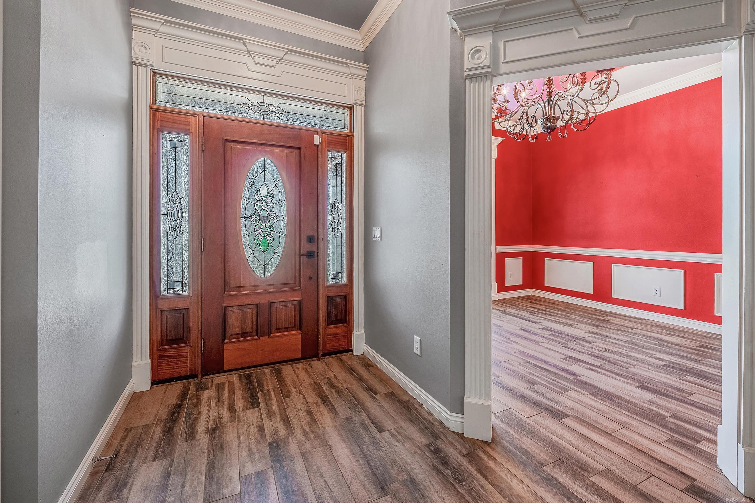 ROYAL OAKS - Residential