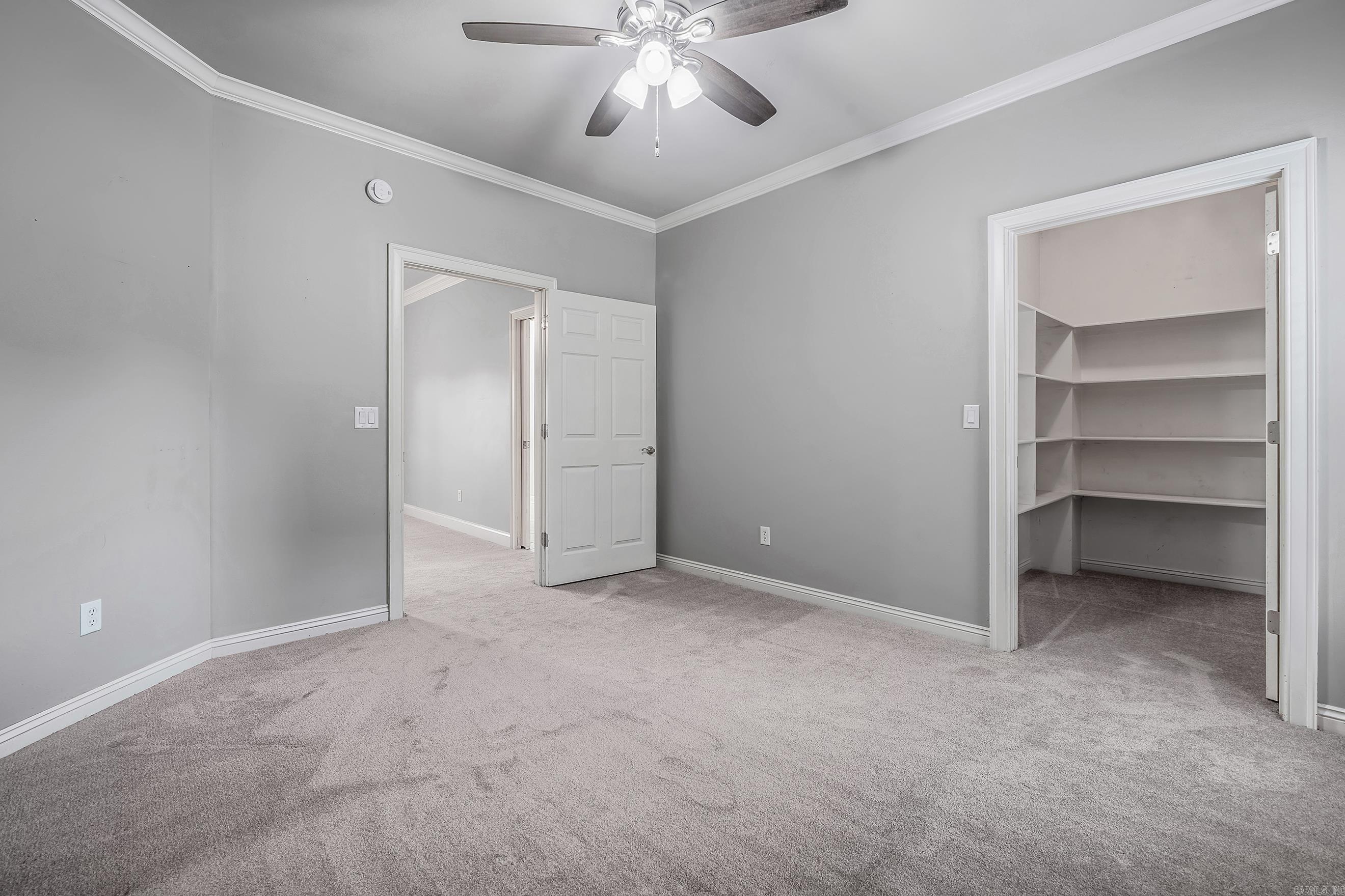 ROYAL OAKS - Residential