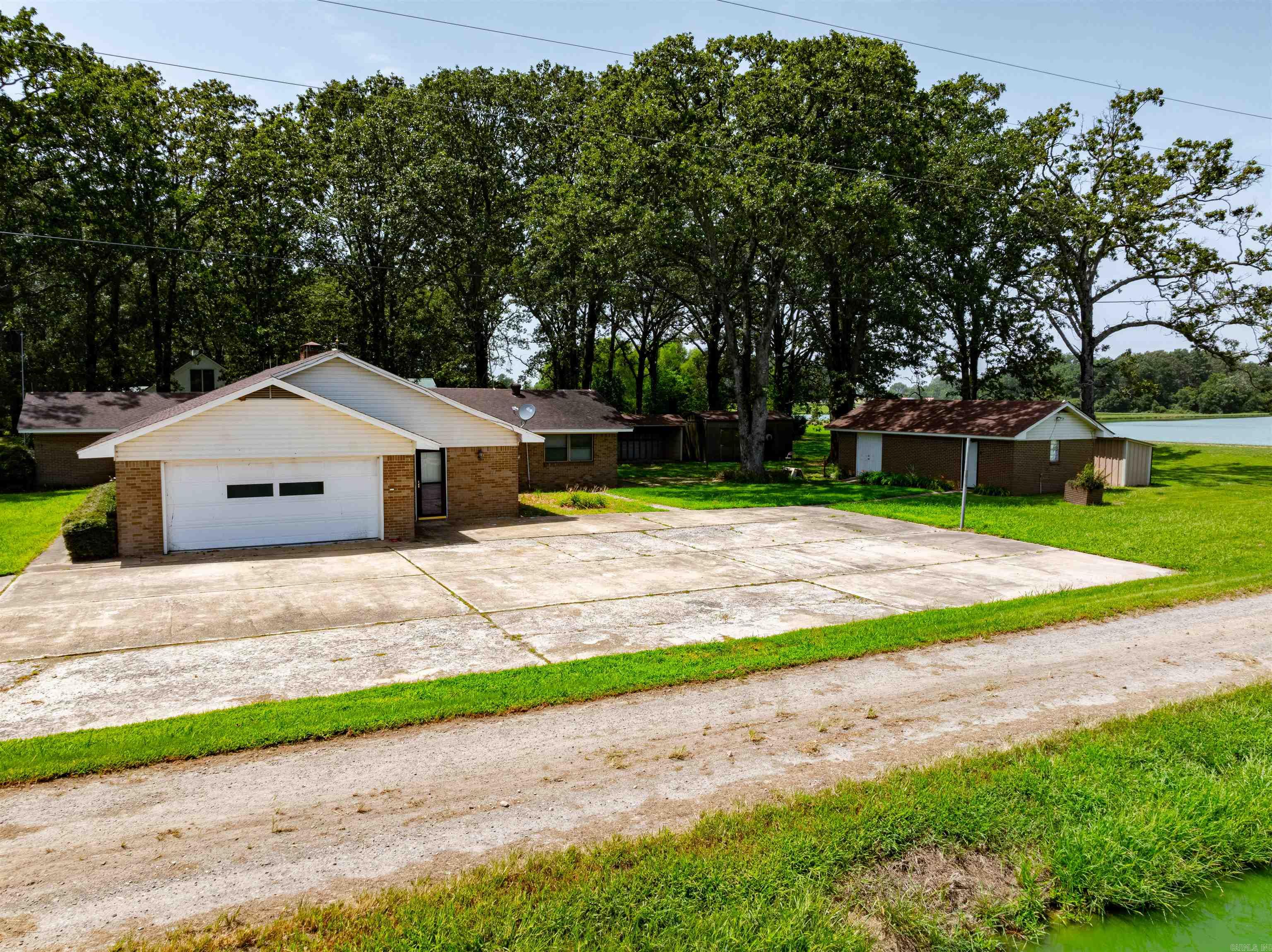 Metes & Bounds - Residential