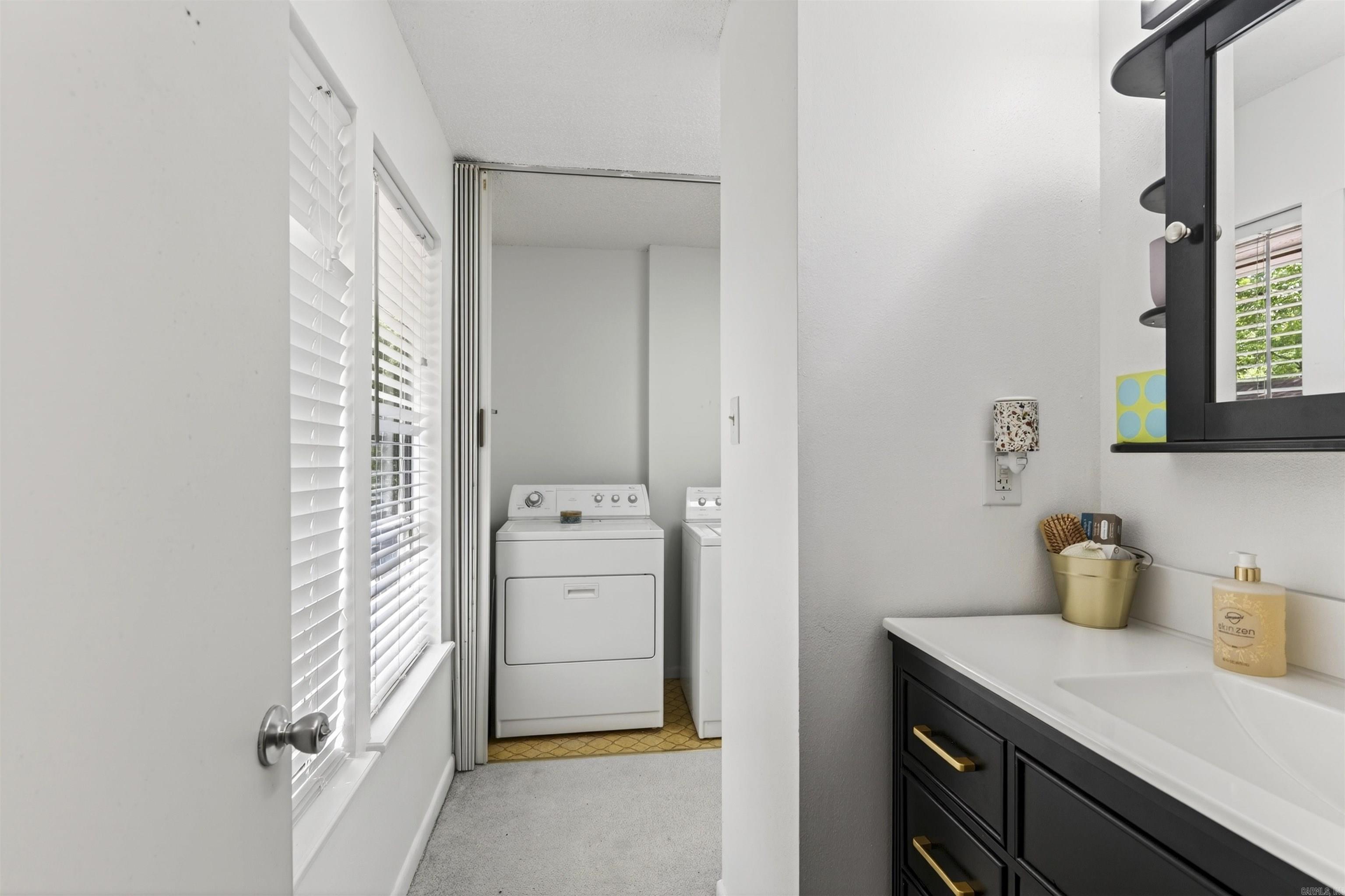 Desoto Courts Townhouse 1 - Residential