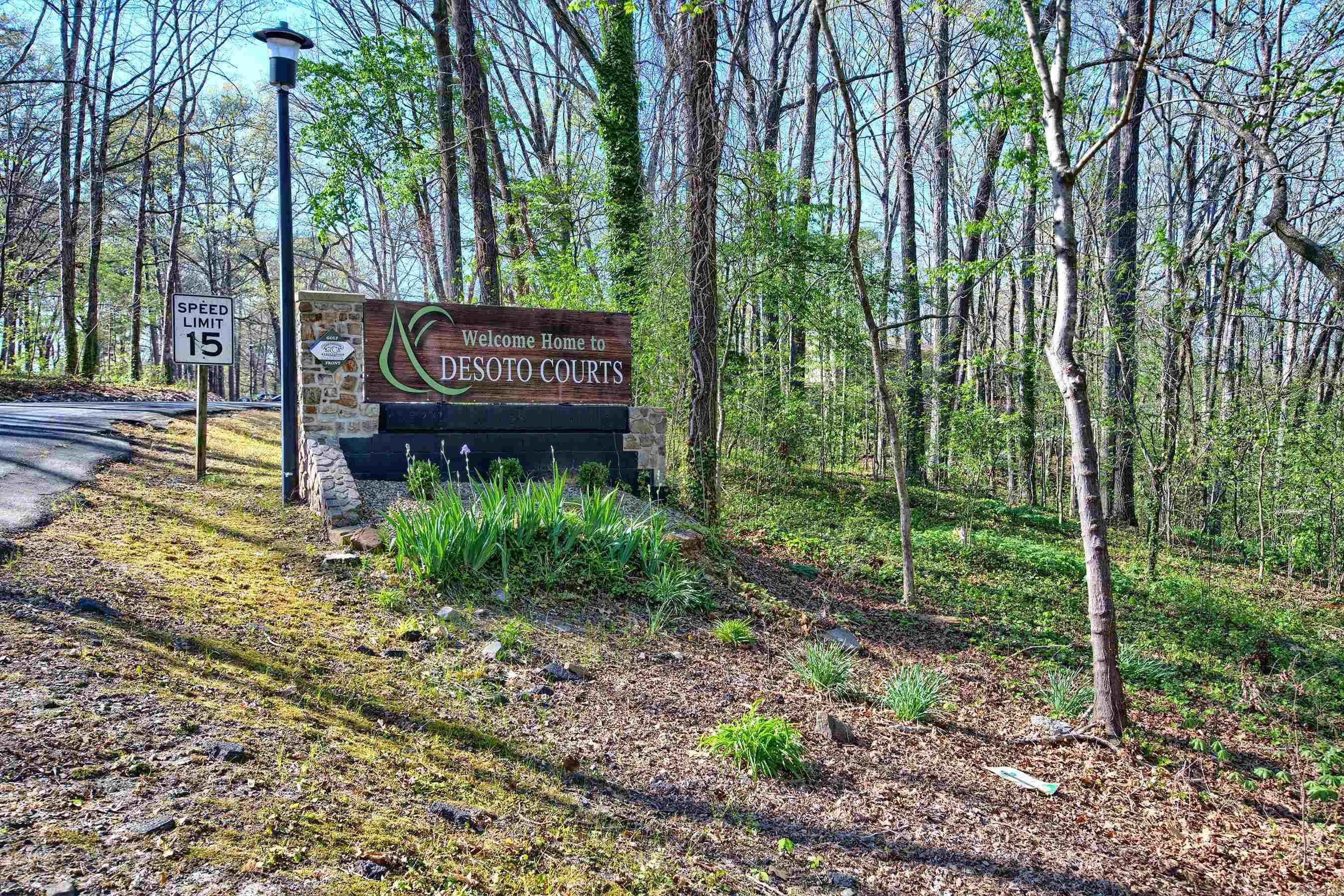 Desoto Courts Townhouse 1 - Residential