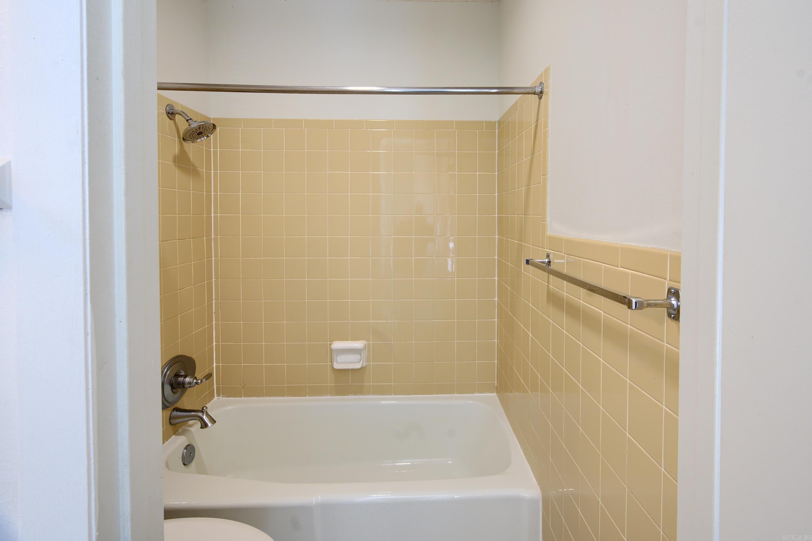 Desoto Courts Townhouse 1 - Residential