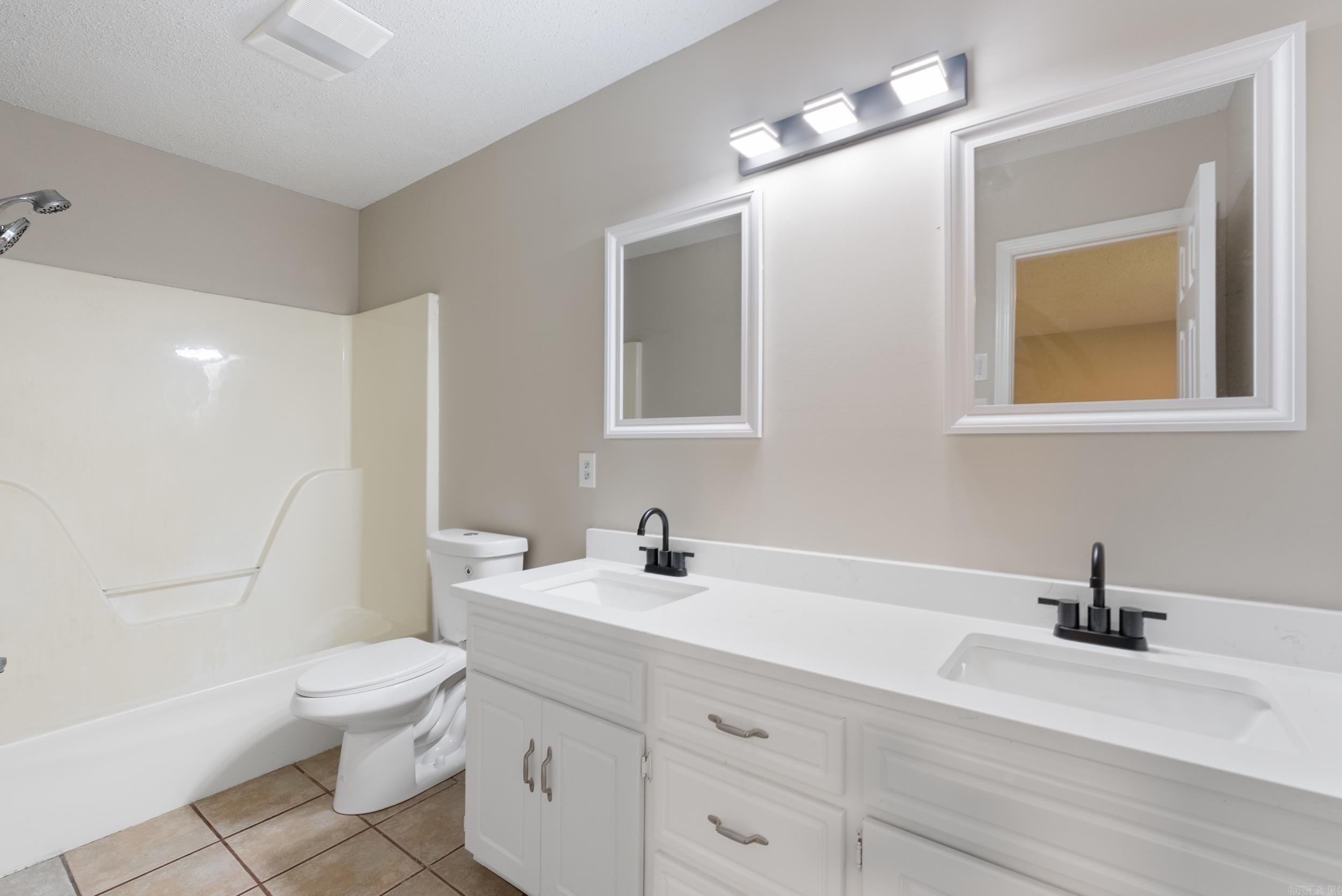 ROBINWOOD - Residential