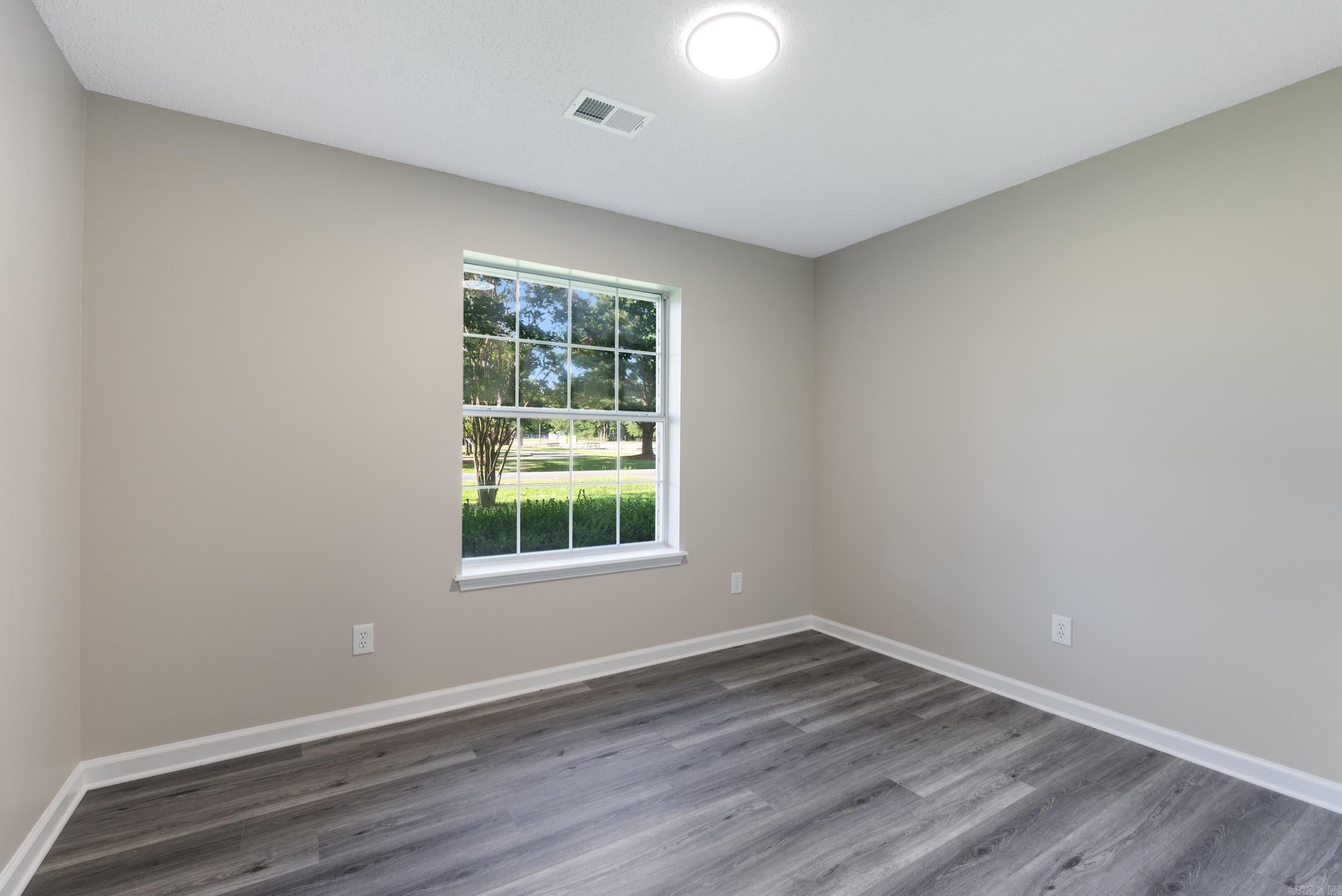 ROBINWOOD - Residential