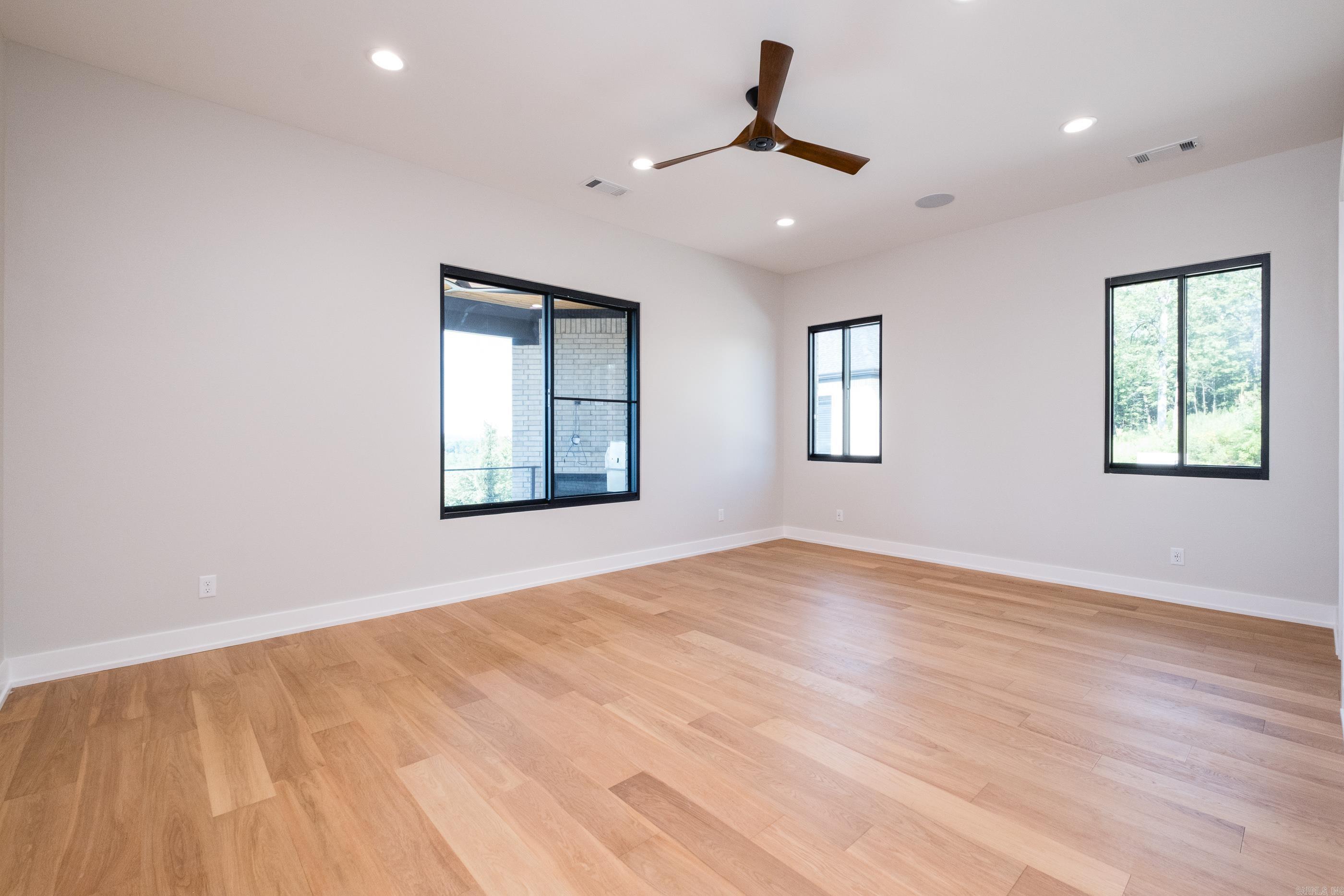 WATERVIEW ESTATES - Residential