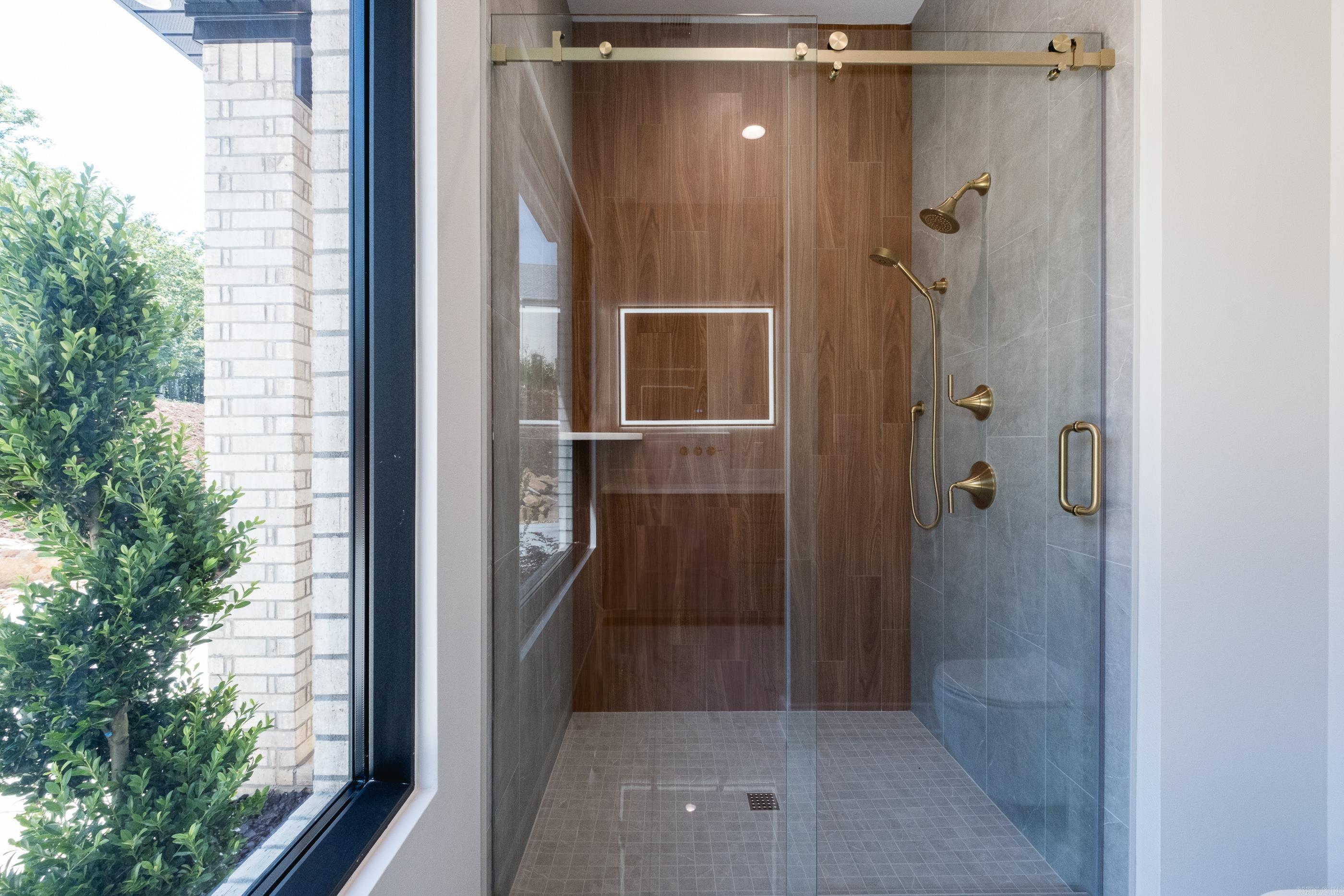 WATERVIEW ESTATES - Residential