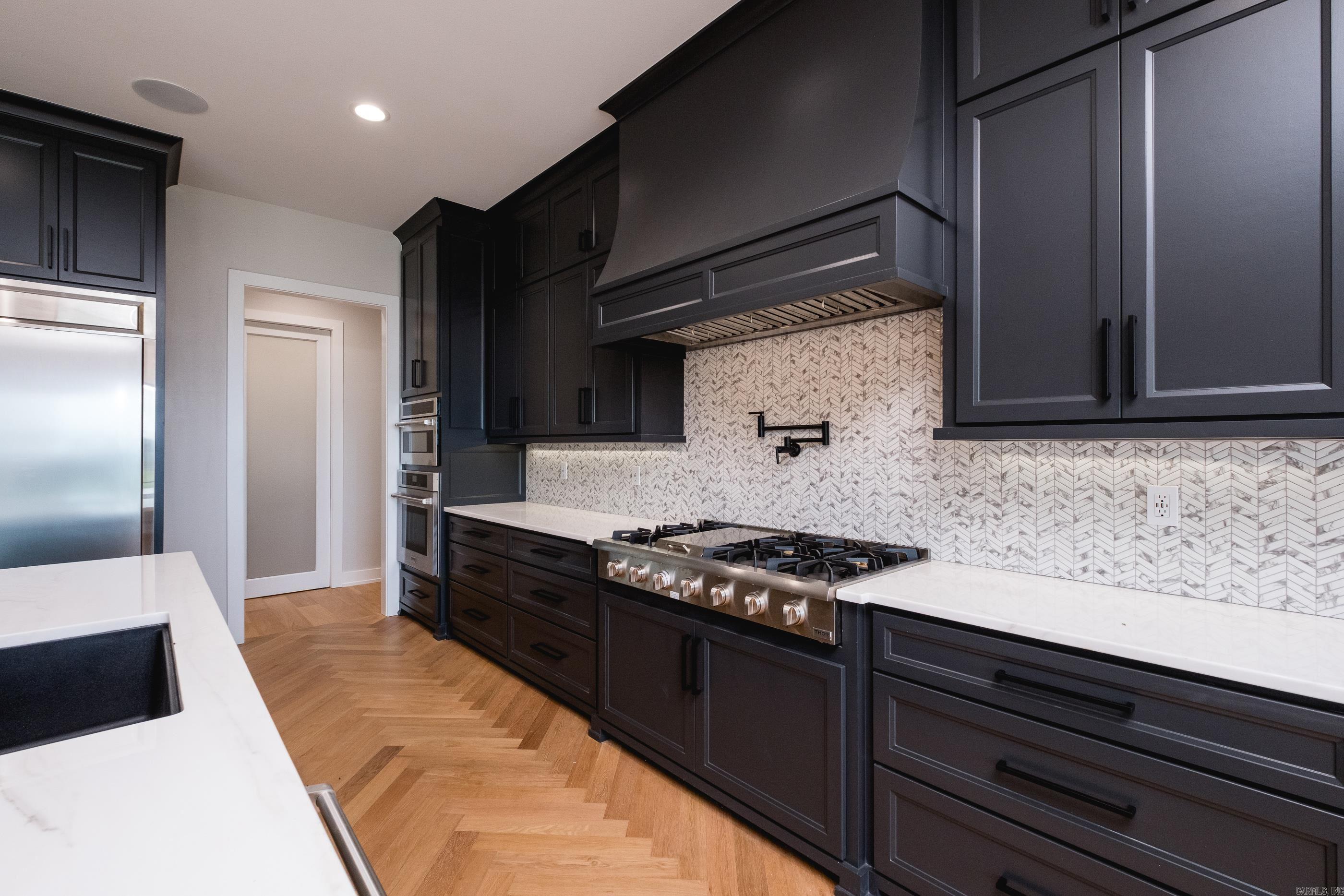 WATERVIEW ESTATES - Residential