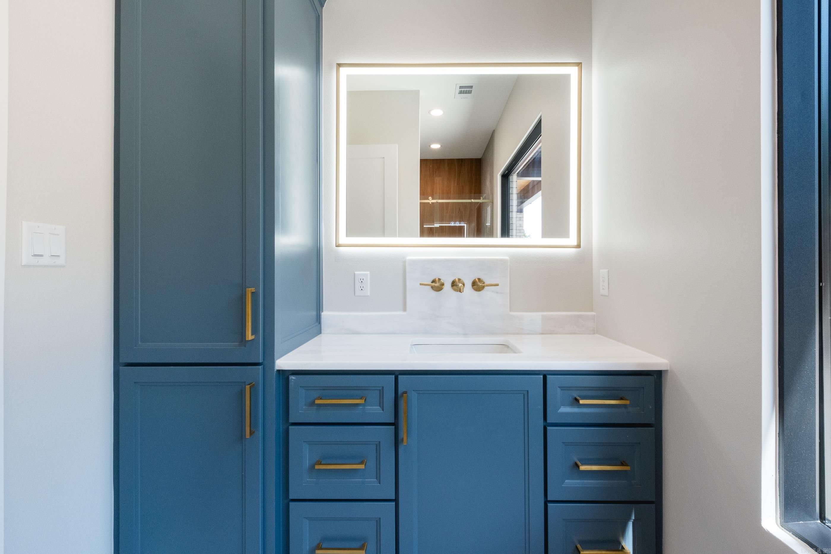 WATERVIEW ESTATES - Residential