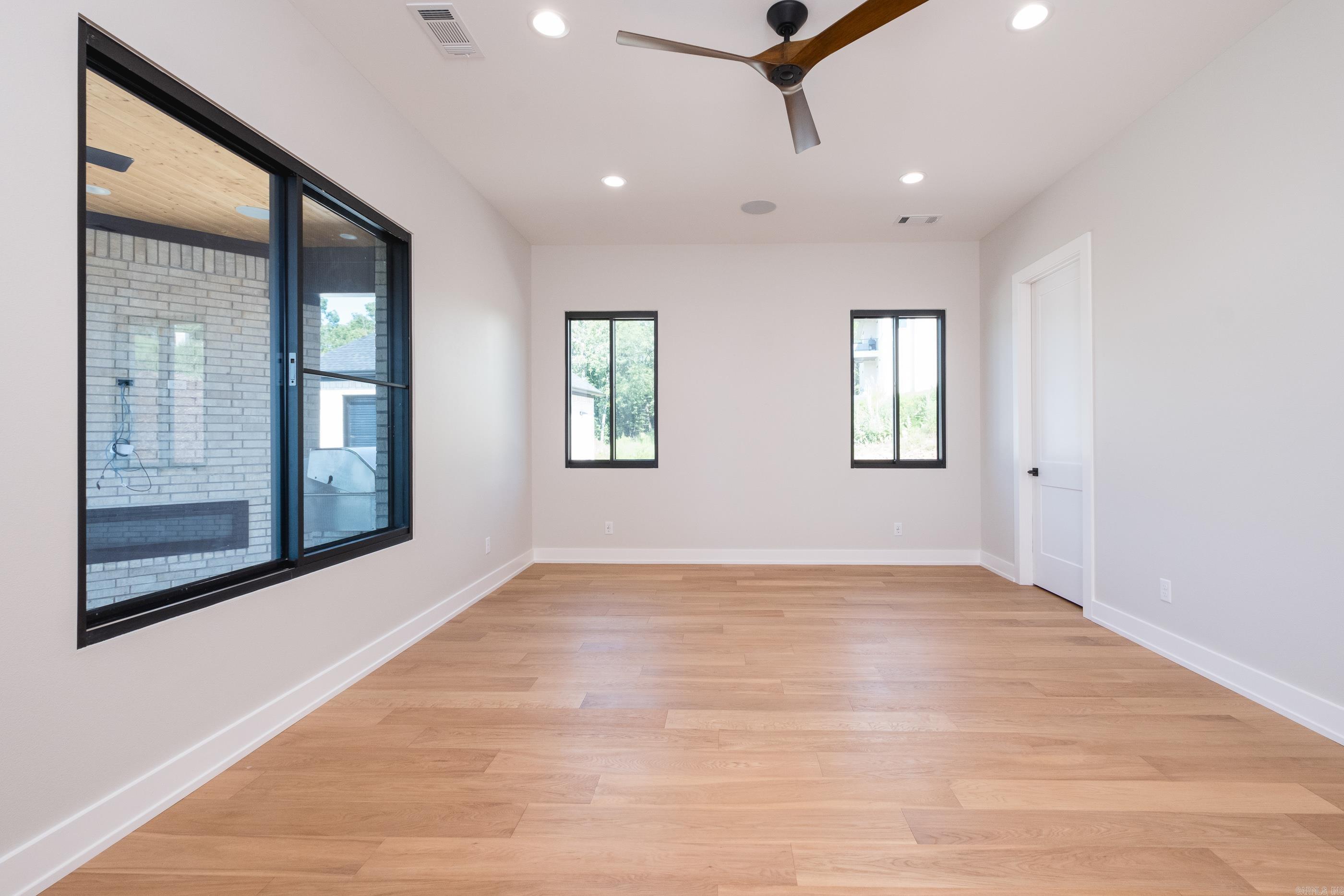 WATERVIEW ESTATES - Residential