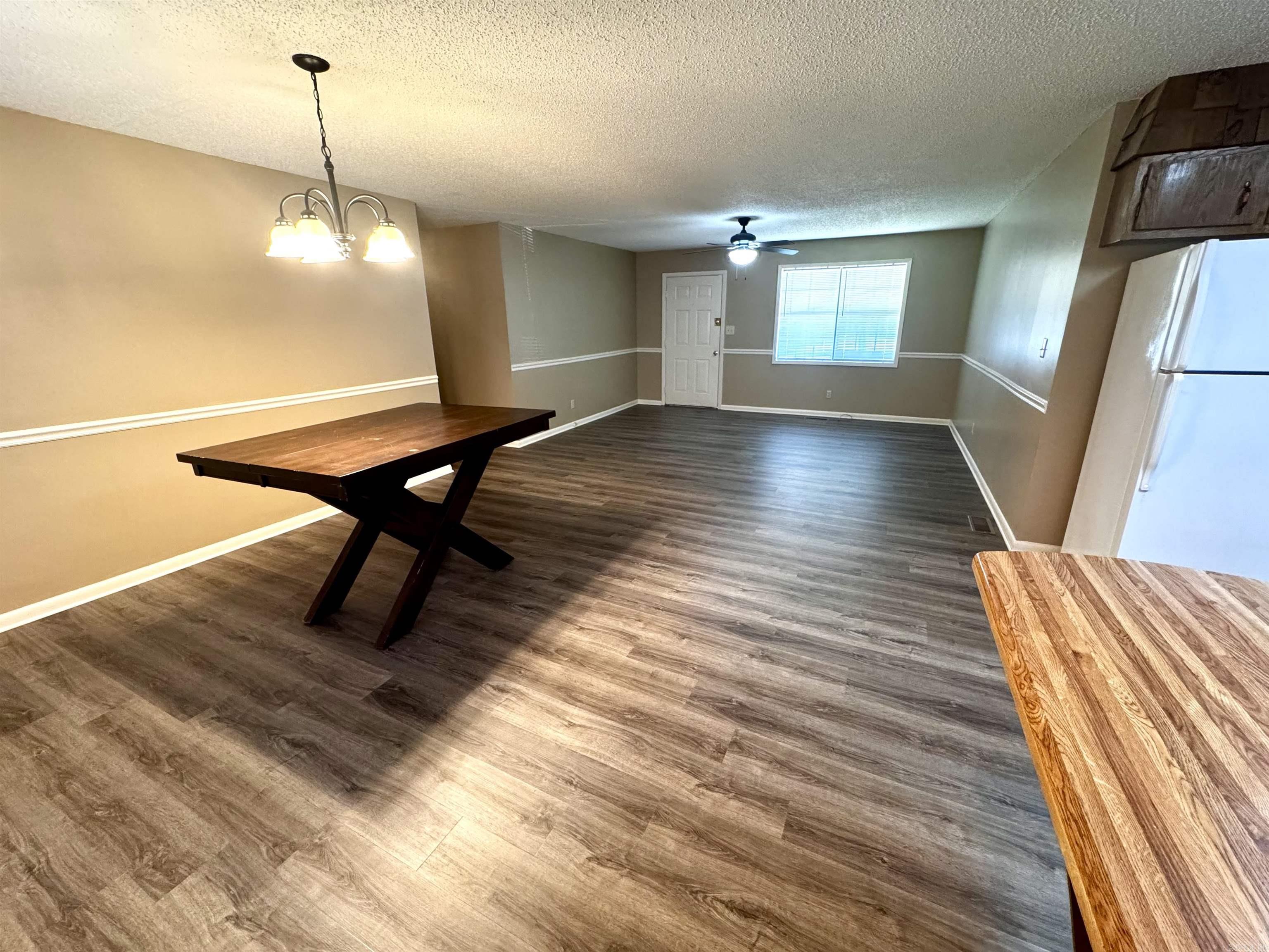 CEDAR VALLEY - Residential