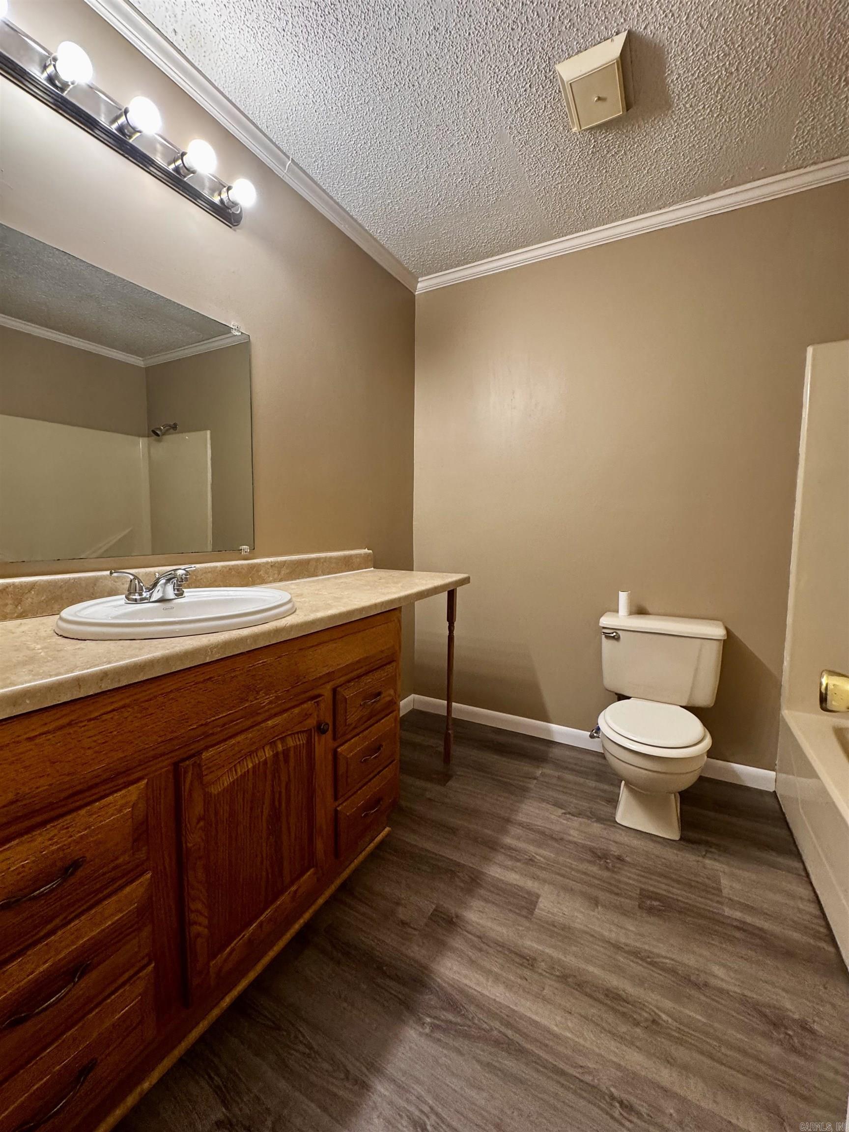 CEDAR VALLEY - Residential