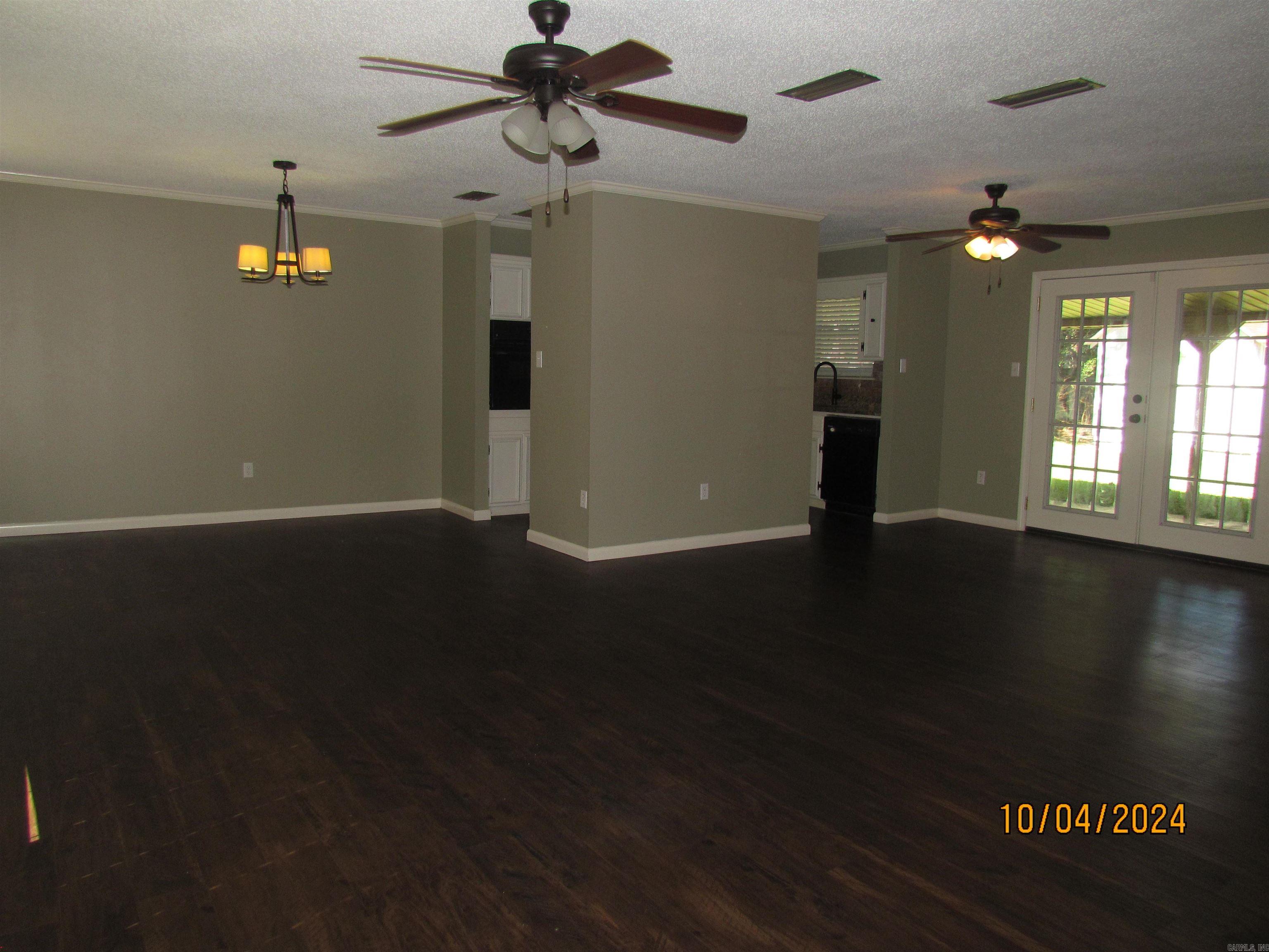 DOGWOOD PARK - Residential