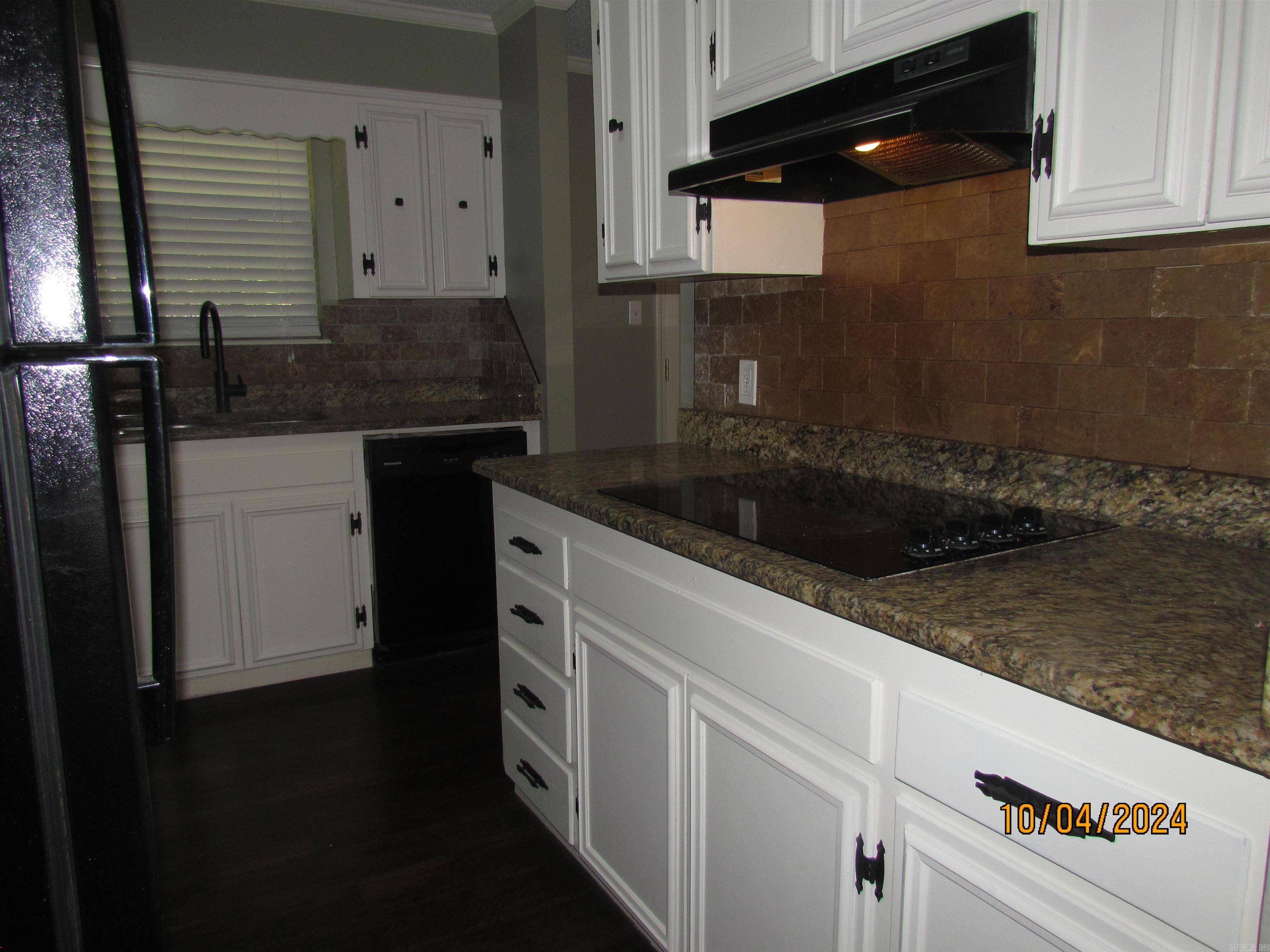 DOGWOOD PARK - Residential