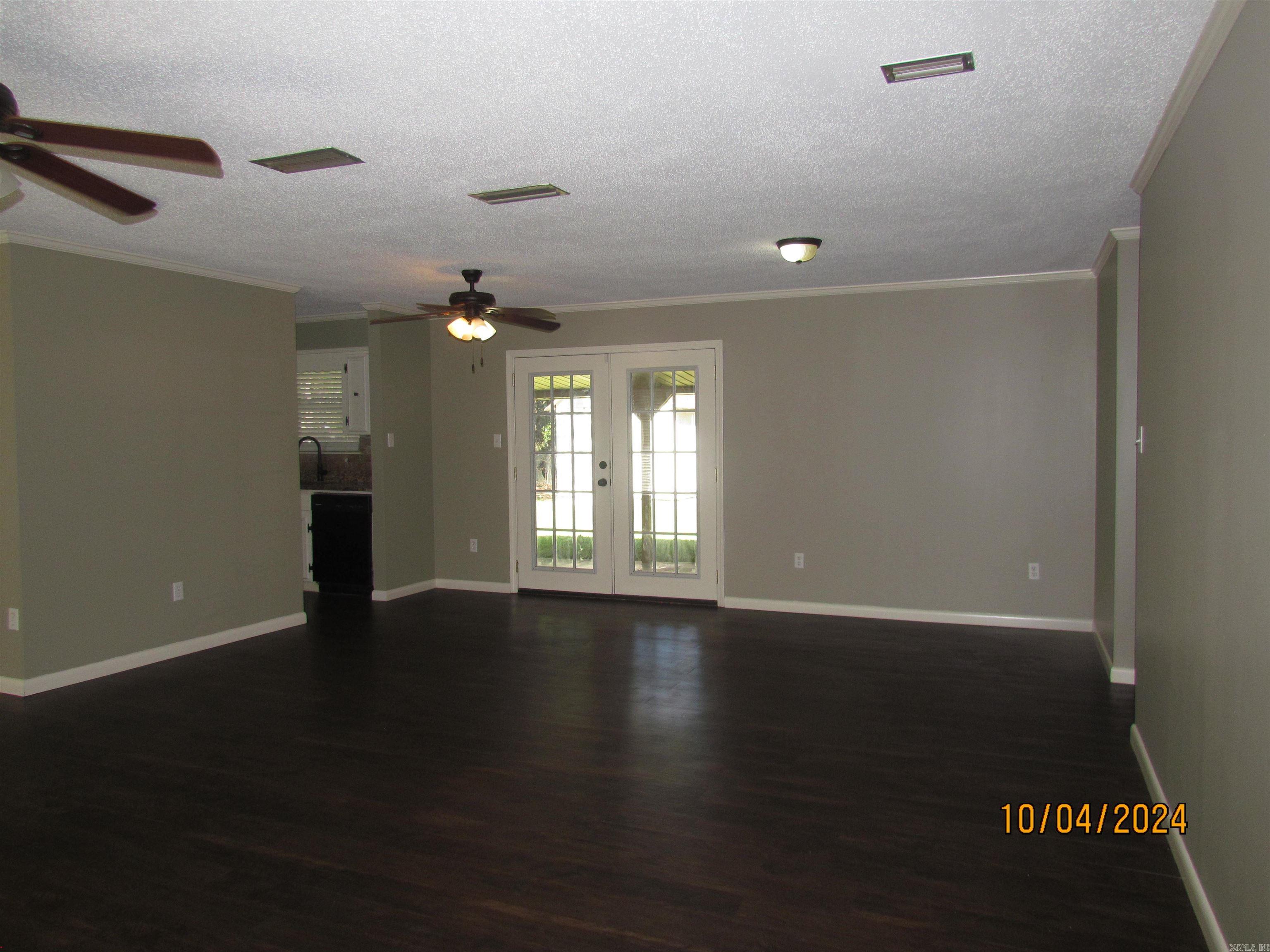 DOGWOOD PARK - Residential