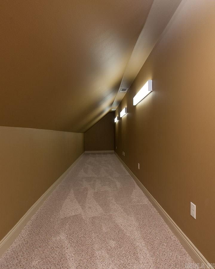 MAUMELLE VALLEY ESTATES - Residential