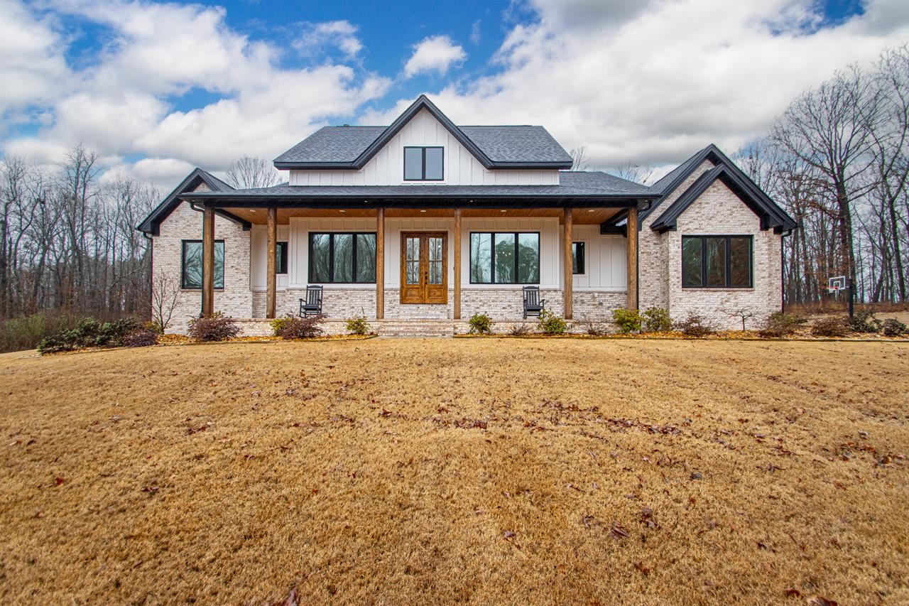 Nestled on 2.82 acres in the prestigious White Oak Manor, this stunning home features four bedrooms, a dedicated office, & a versatile bonus room. From the moment you arrive, this home’s stately presence is undeniable. Every inch of this home has been meticulously crafted, blending stunning architectural details with state-of-the-art technology and luxurious finishes. The vaulted-ceiling living room boasts built-ins, open shelving, a gas fireplace, & custom window shades. The chef’s kitchen features floor-to-ceiling custom cabinetry, a large island, gas range, icemaker, mini fridge, & soft-close cabinets, plus a walk-in pantry. The primary suite is a private retreat with vaulted ceilings, a spa-like ensuite with a large tiled walk-in shower, soaking tub, double vanities, & an oversized walk-in closet with built-in dressers. Outside, enjoy the heated gunite ozone pool with a hot tub, and a spacious covered patio. The 46’x50’ fully insulated shop includes an RV plug & a 10-ft lean-to. Additional features include a safe room, 3-car garage, whole-home generator, sprinkler system, security system, & built-in Sonos sound system. The list goes on & on! Don’t miss this rare gem!