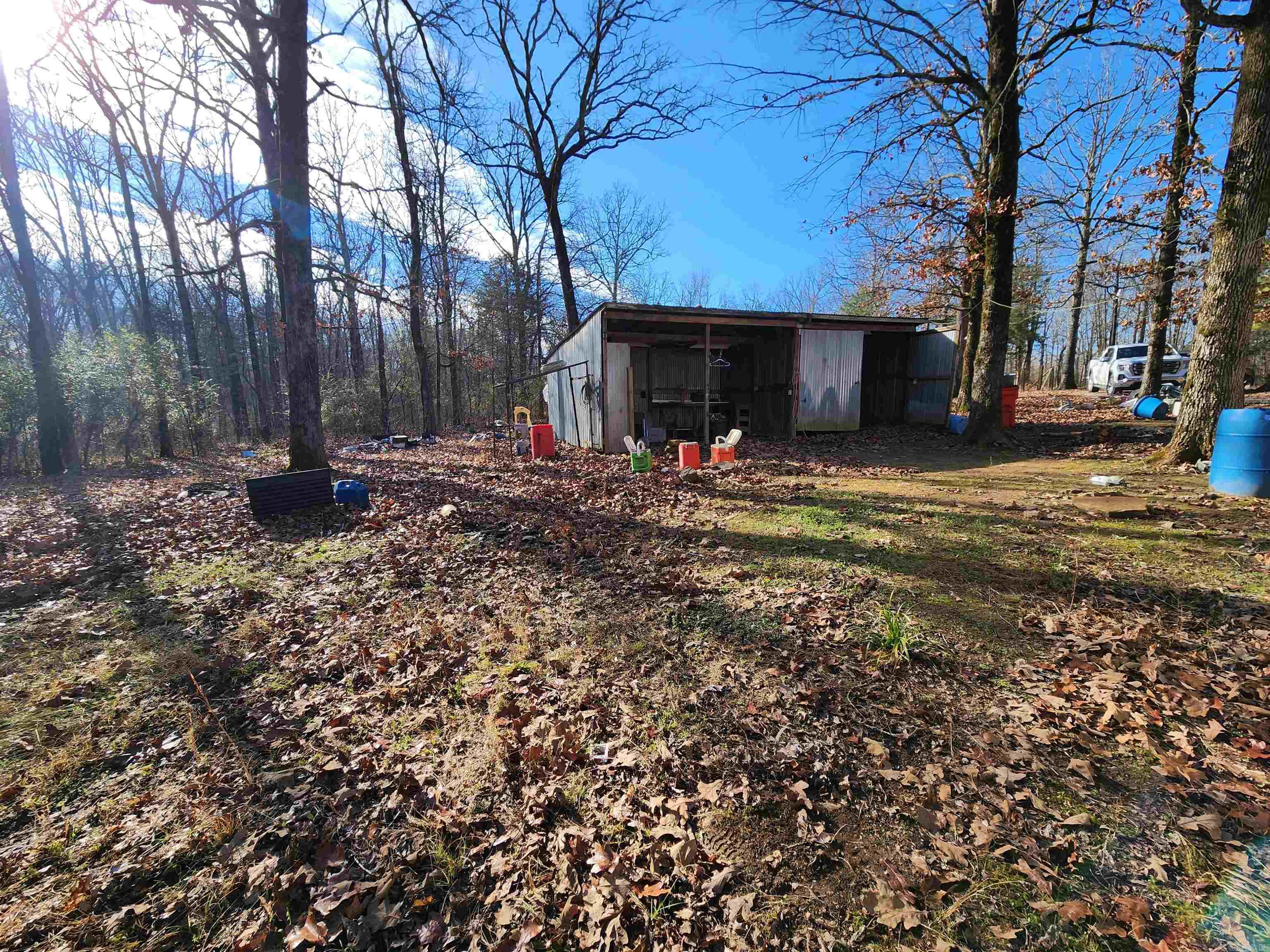 RED RIVER SHORES - Residential