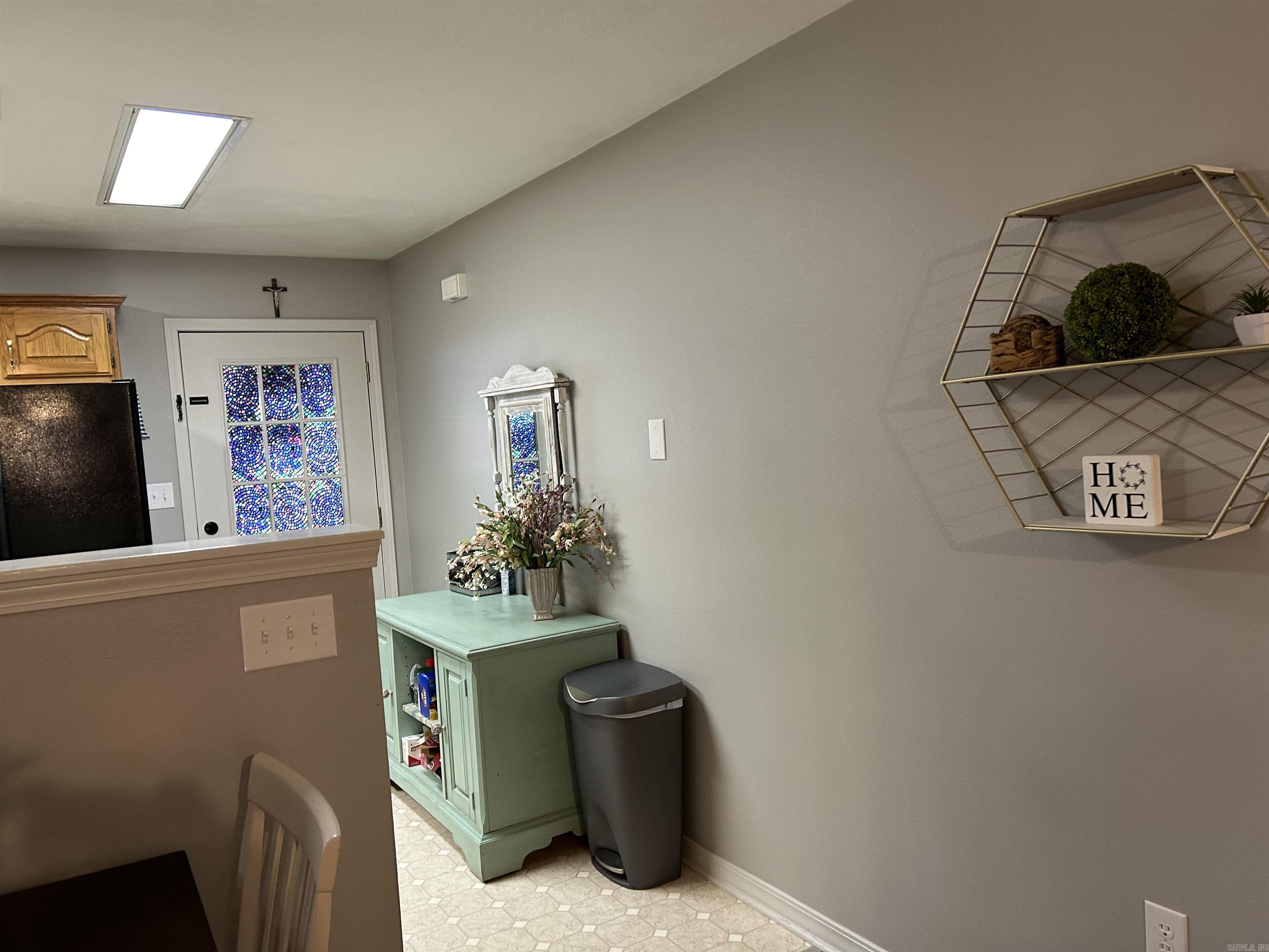 RIVER OAKS TRACE - Residential