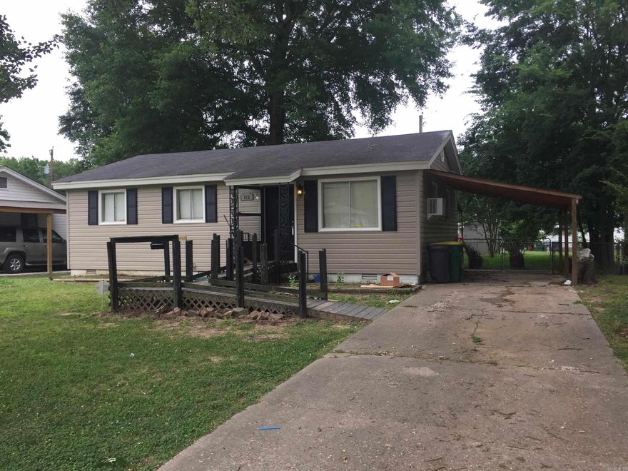 Investors! - cash flowing rental property. 2/1 but could be converted back to 3/1, with tenant in place paying $725. There is room for a rent increase. Lease expires 5/31/26, but property can be delivered vacant if needed. Showings will be scheduled with an accepted contract. Do not disturb tenant! Selling AS-IS Where Is.