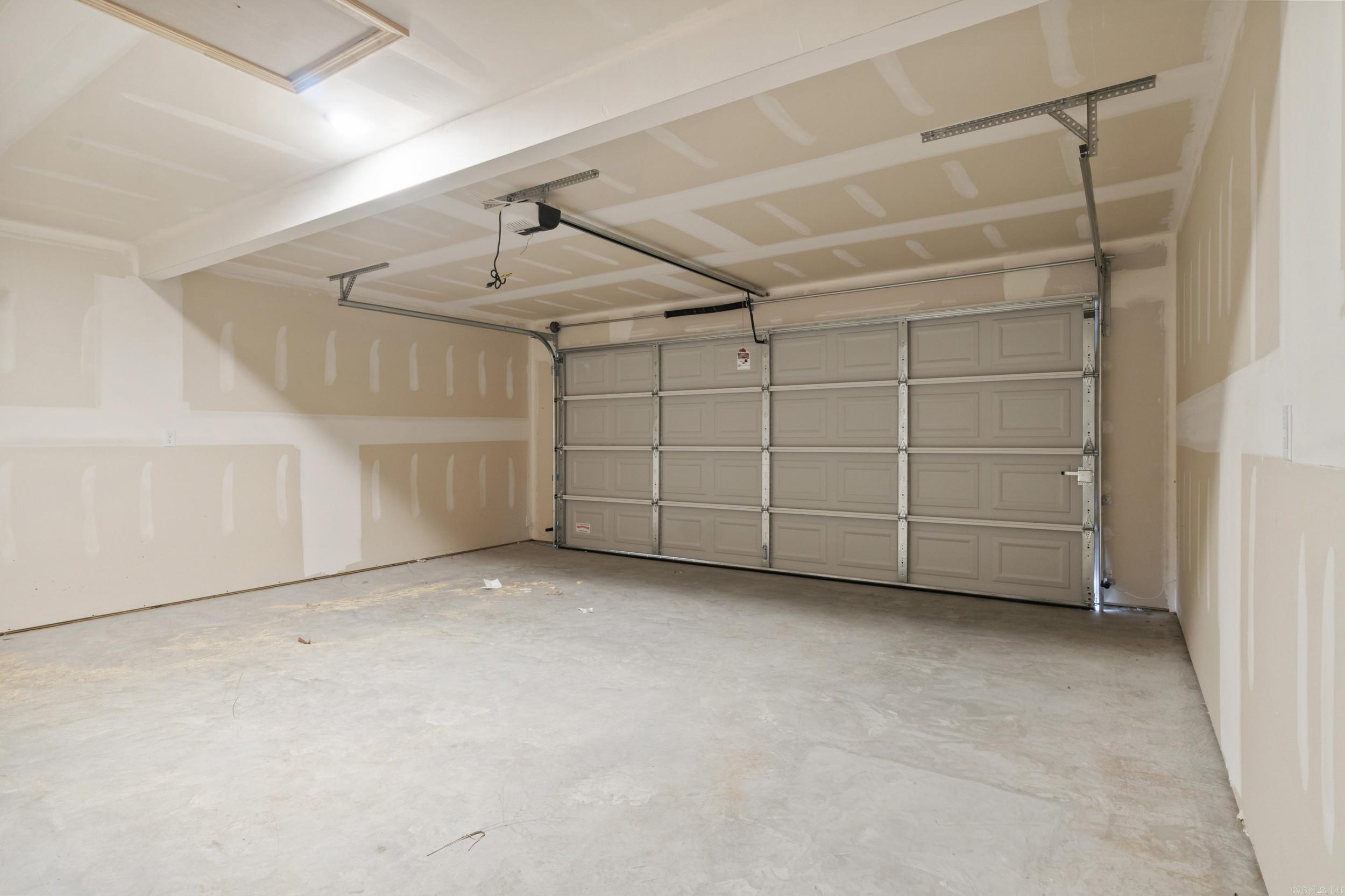 SOUTHFORK RANCH S/D PH I - Residential